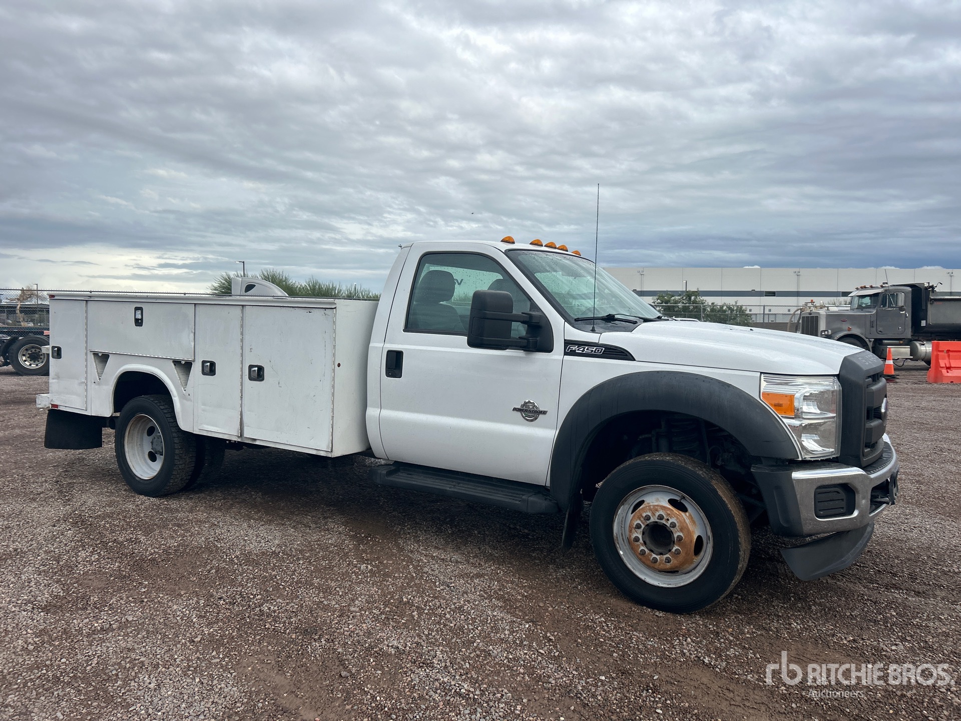 General Appearance with Picture, Right Front Corner