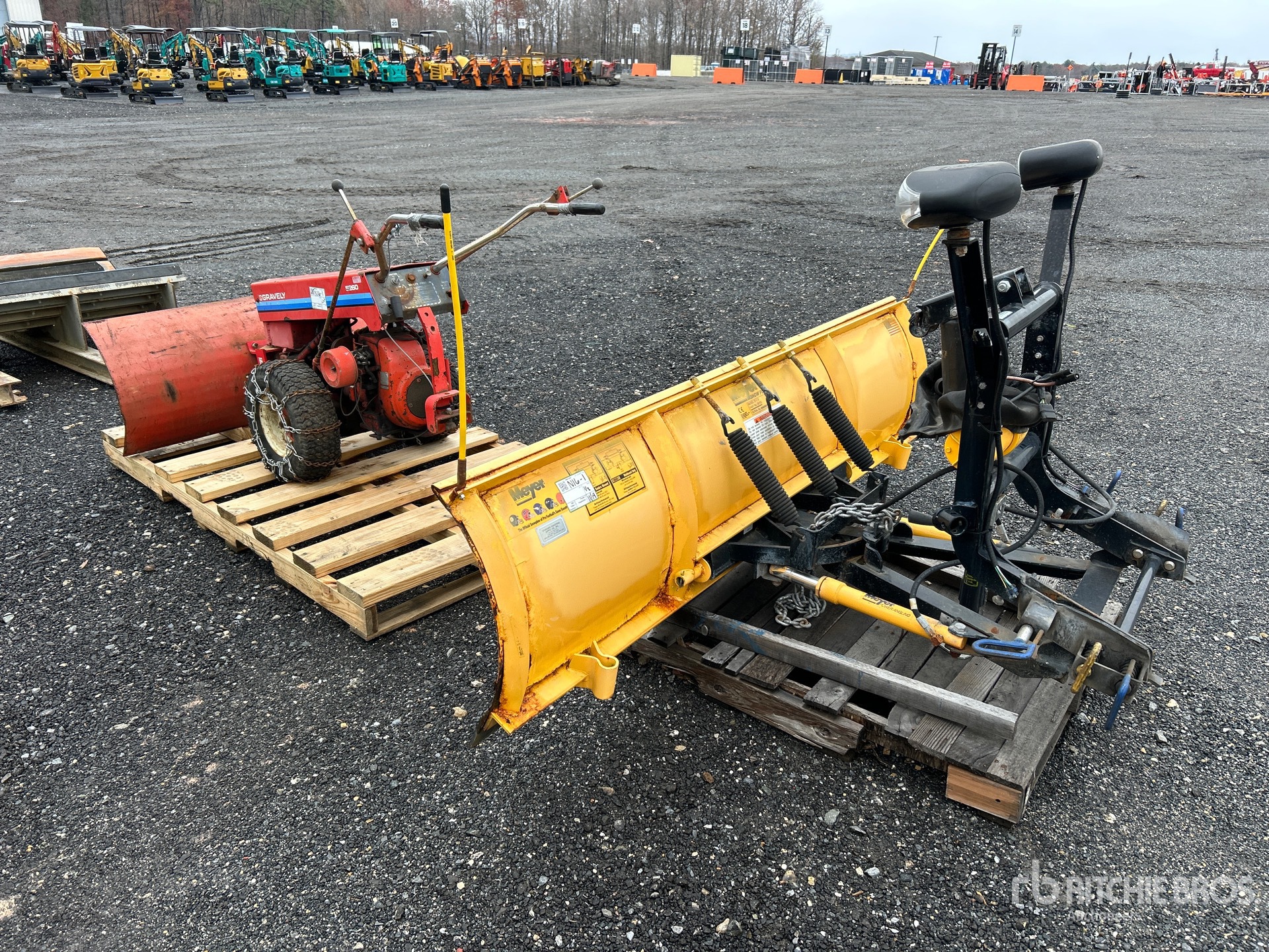 General Appearance with Bild, Ecke hinten links