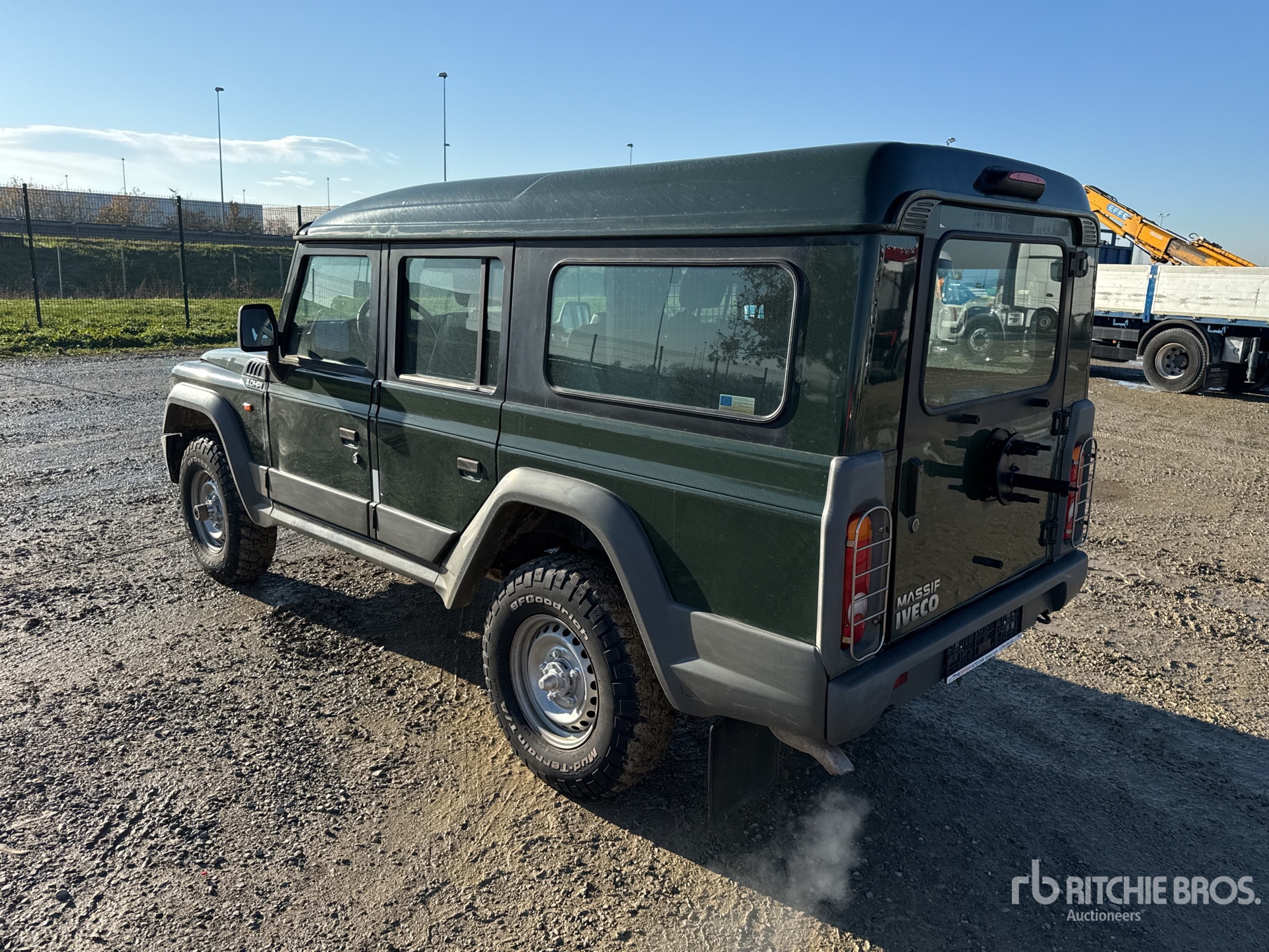 General Appearance with Picture, Left Rear Corner