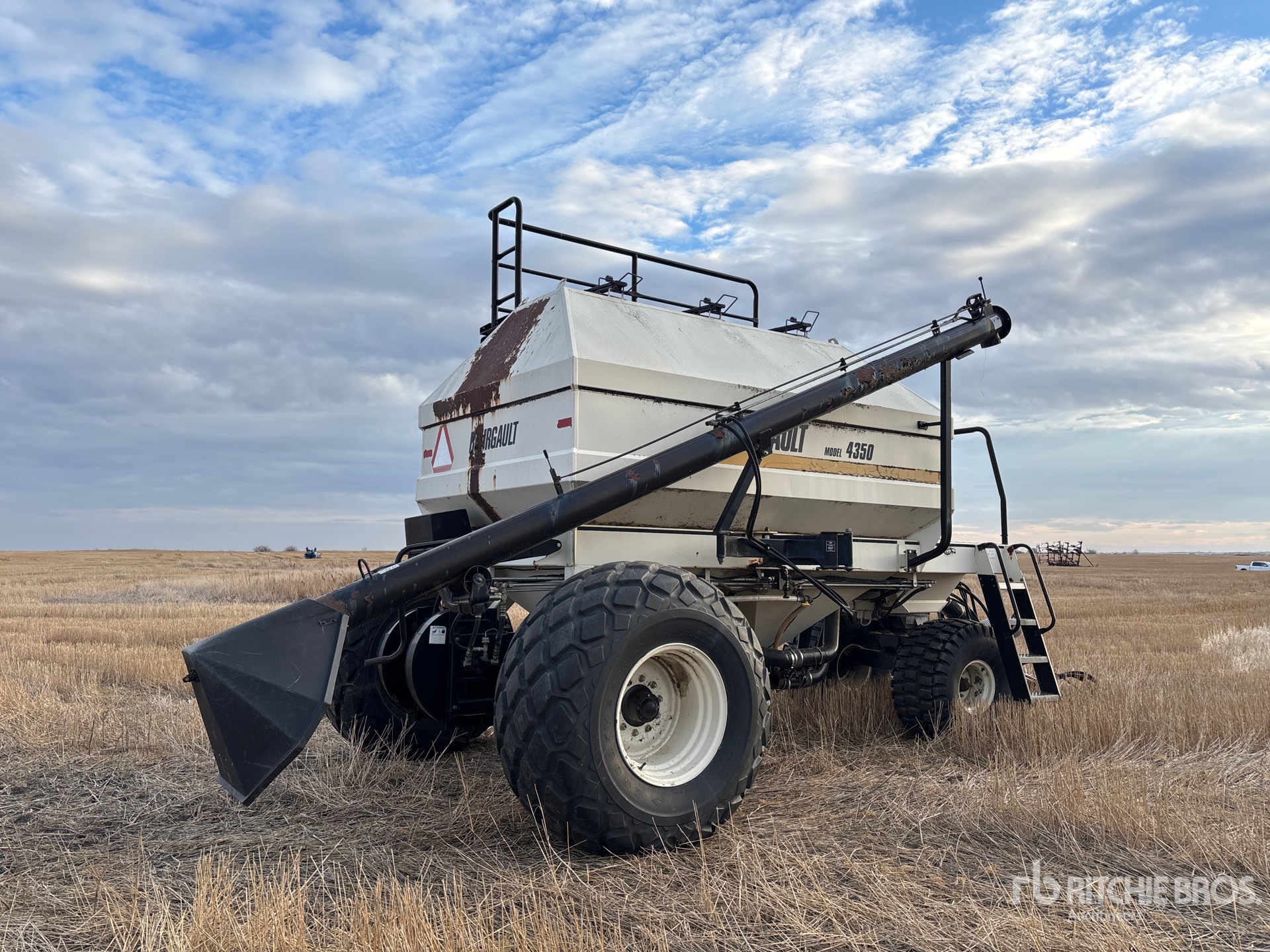 General Appearance with Foto, angolo anteriore sinistro