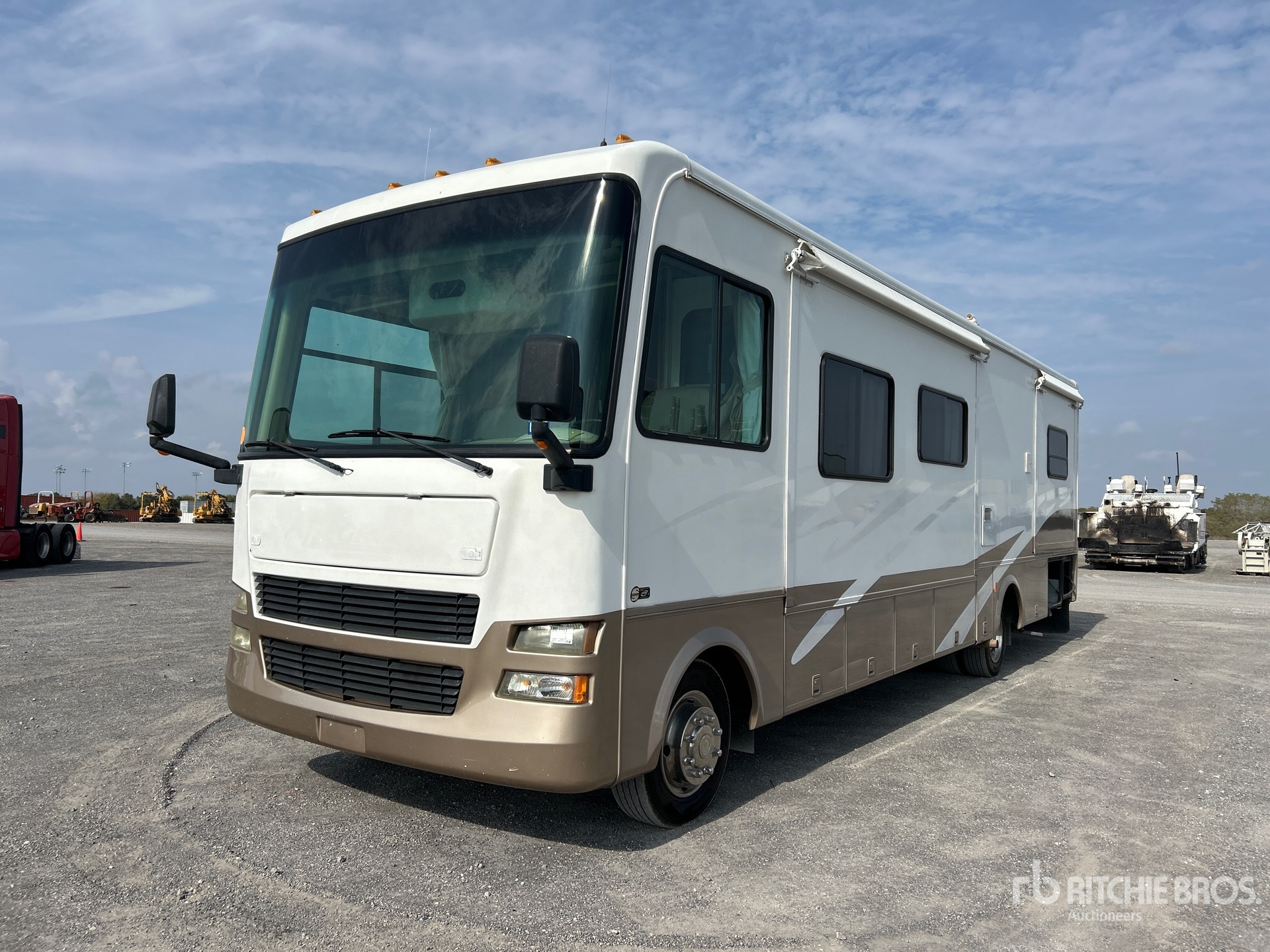 General Appearance with Featured Photo