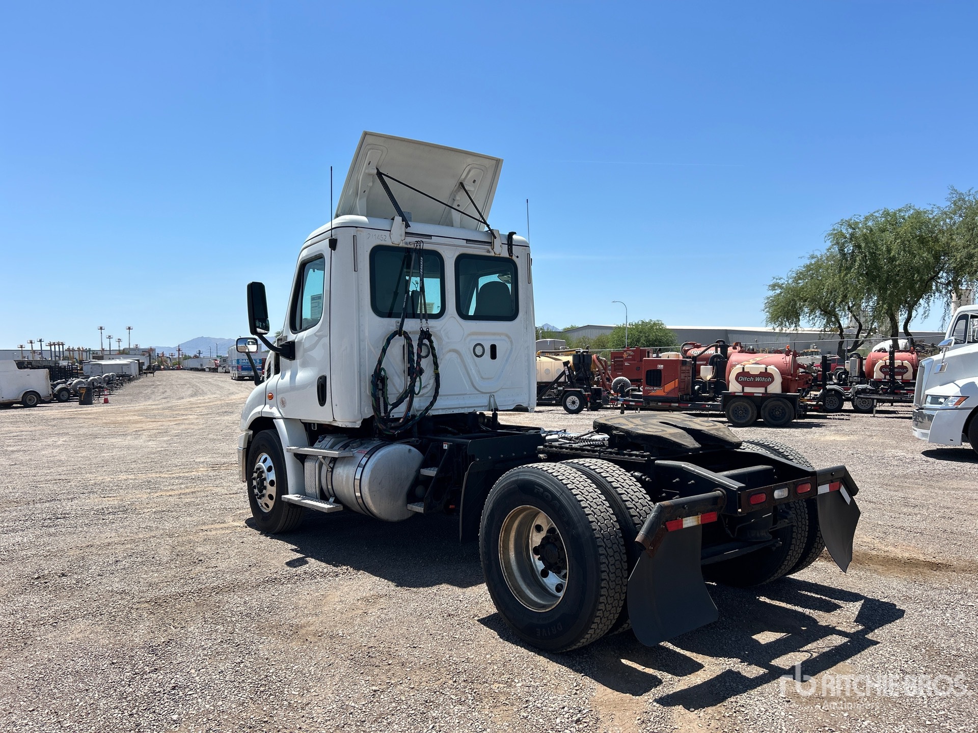 General Appearance with Image, coin arrière gauche