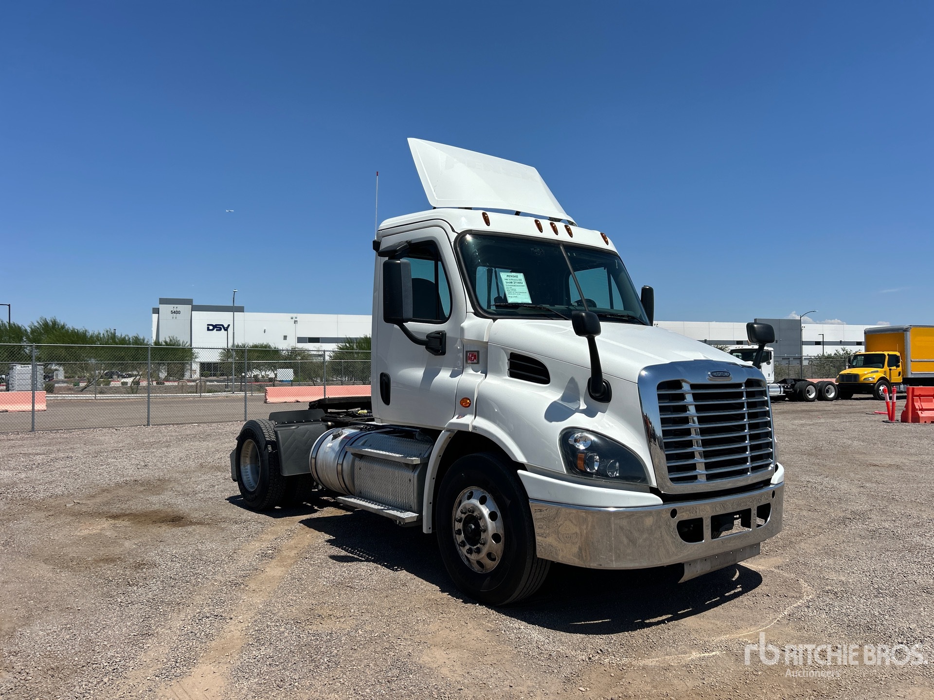 General Appearance with Image, coin avant droit