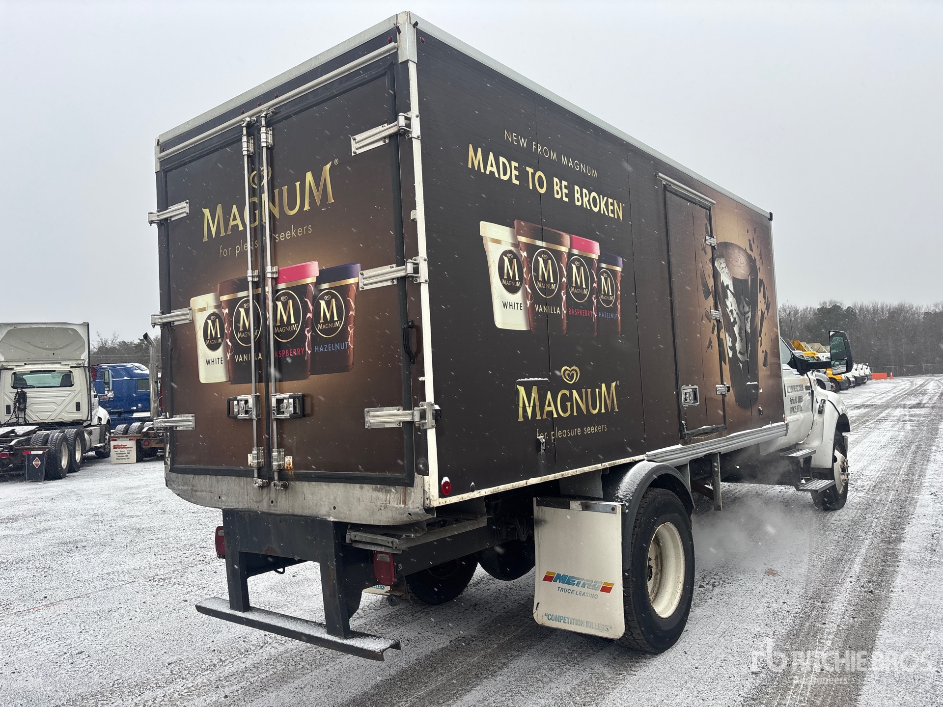 General Appearance with Imagen: esquina trasera derecha