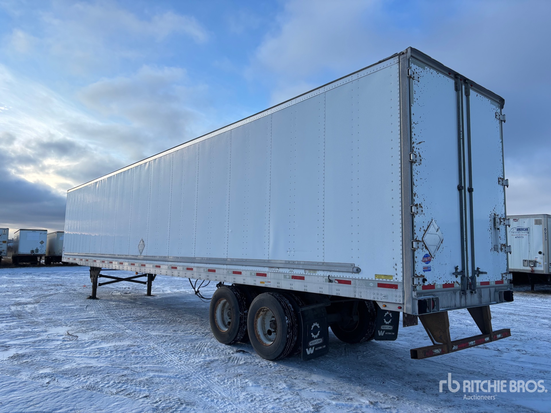 General Appearance with Imagen: esquina trasera izquierda