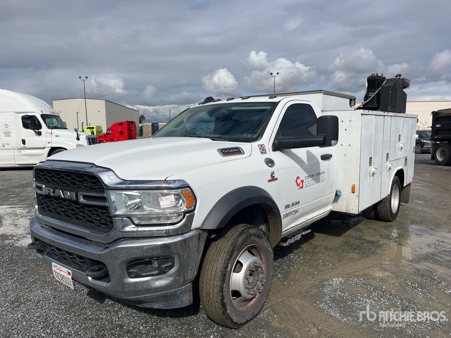 General Appearance with Picture, Left Front Corner