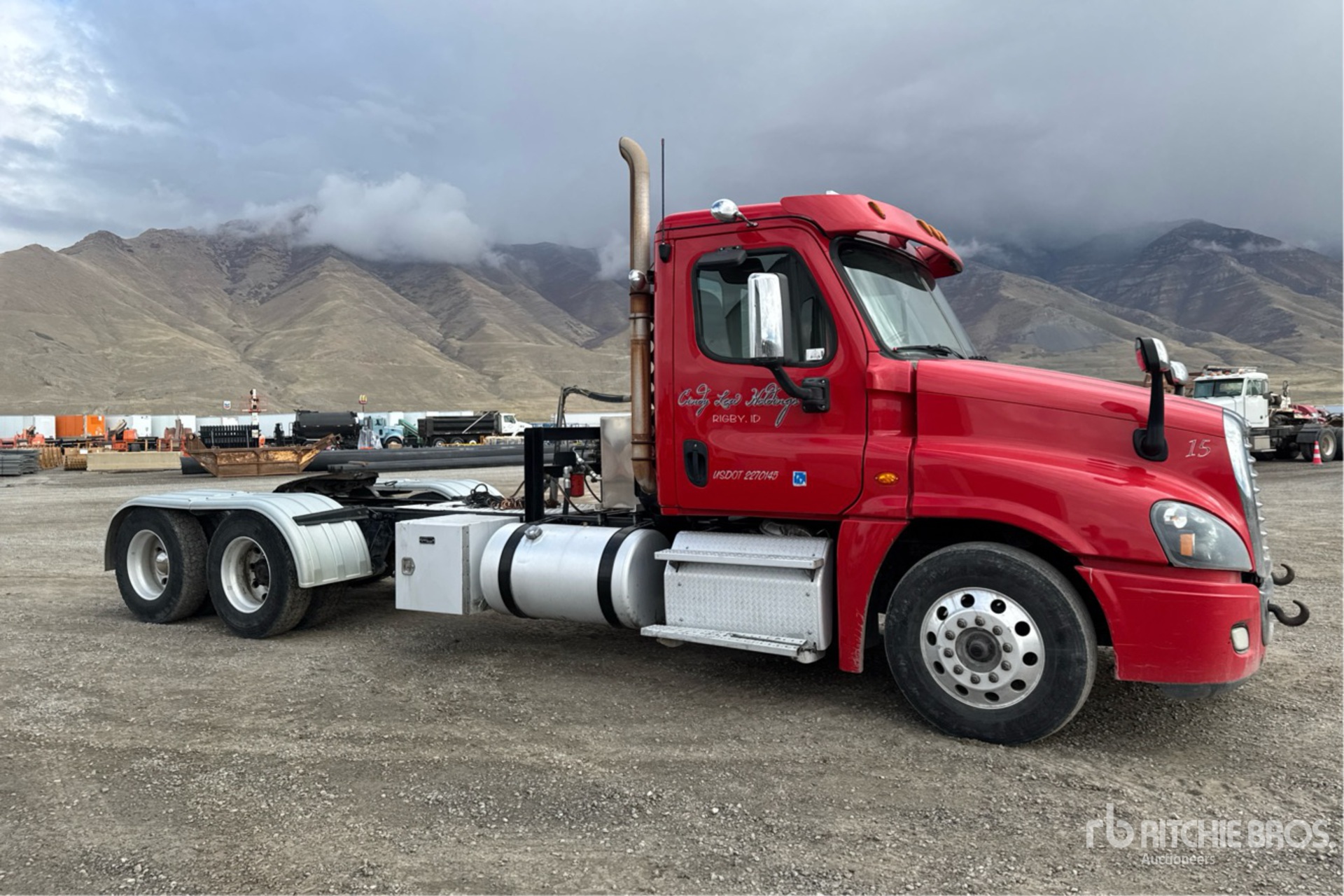 General Appearance with Foto, angolo anteriore destro