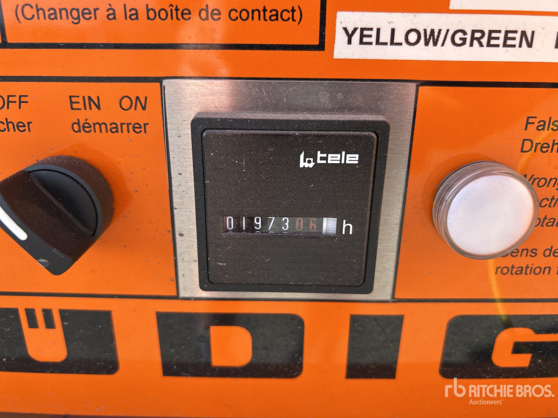 General Appearance with Hour Meter / Odometer