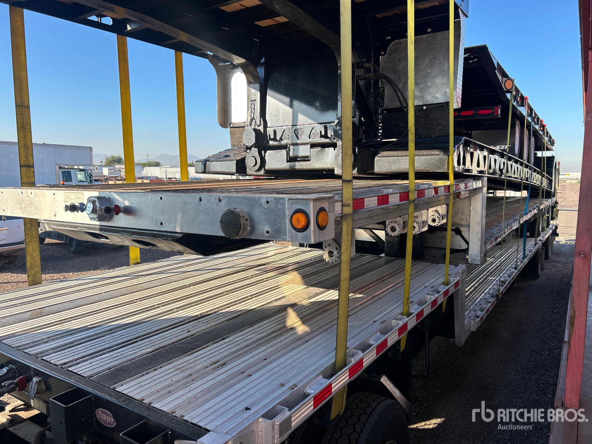 General Appearance with Featured Photo