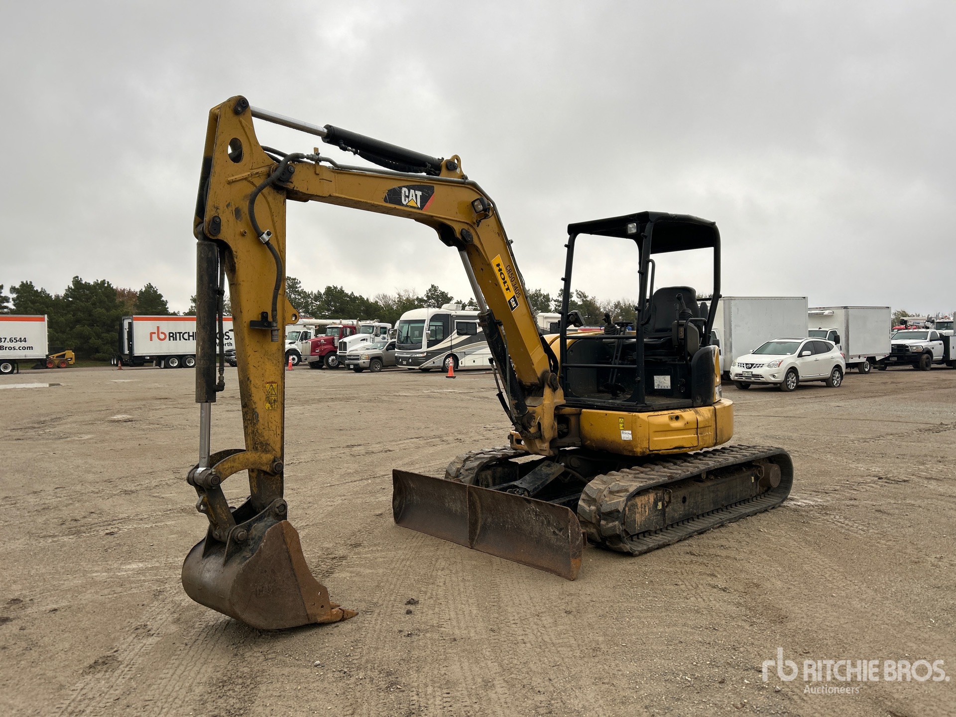 General Appearance with Picture, Left Front Corner