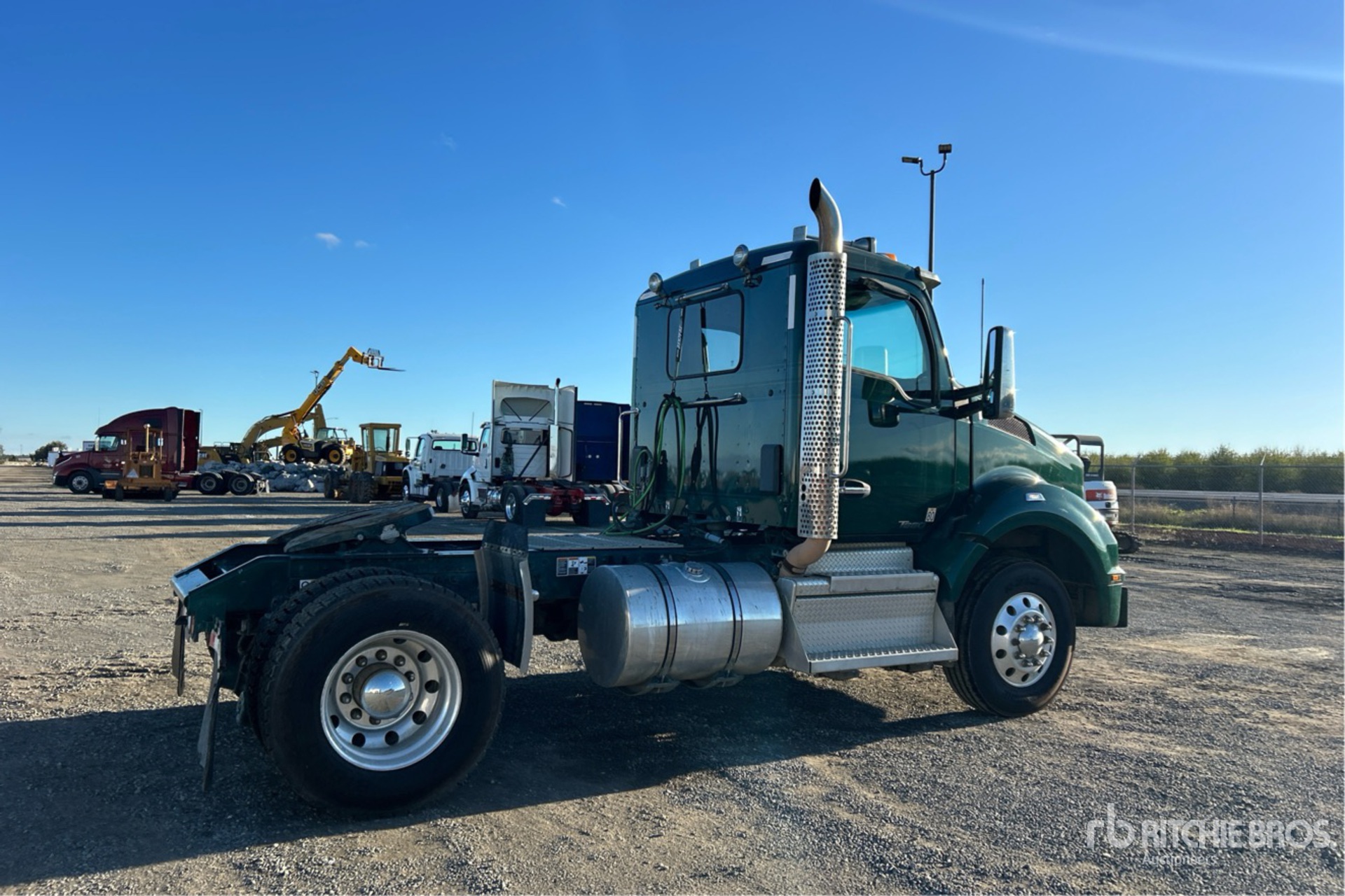 General Appearance with Bild, Ecke hinten rechts