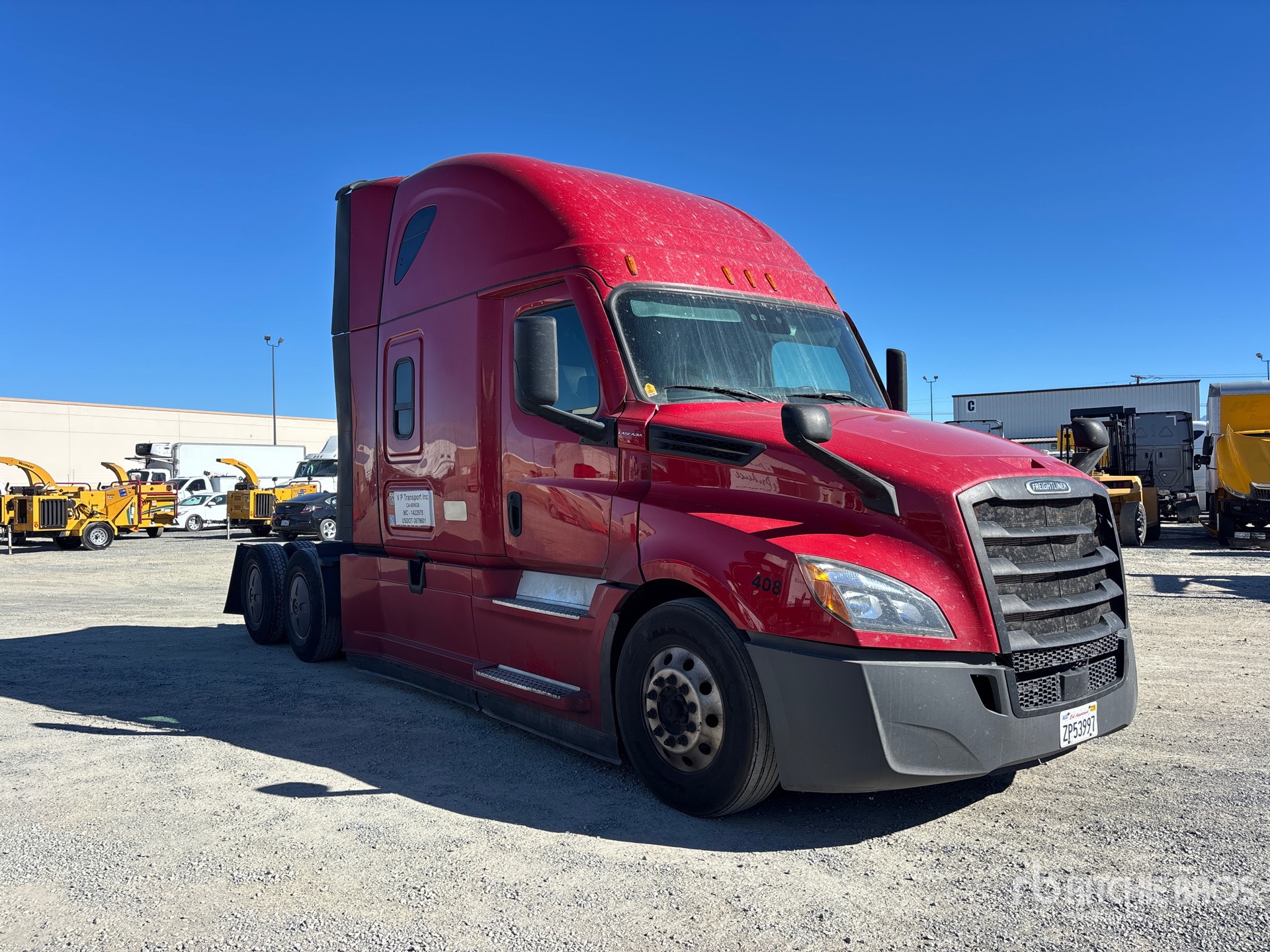 General Appearance with Picture, Right Front Corner