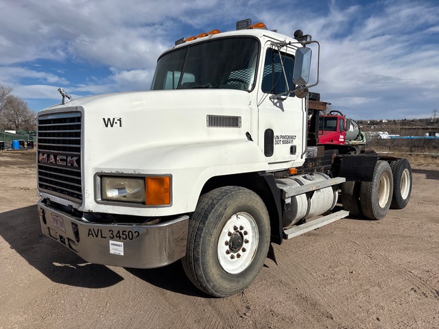 1993 Mack CH613 6x4 Winch Truck