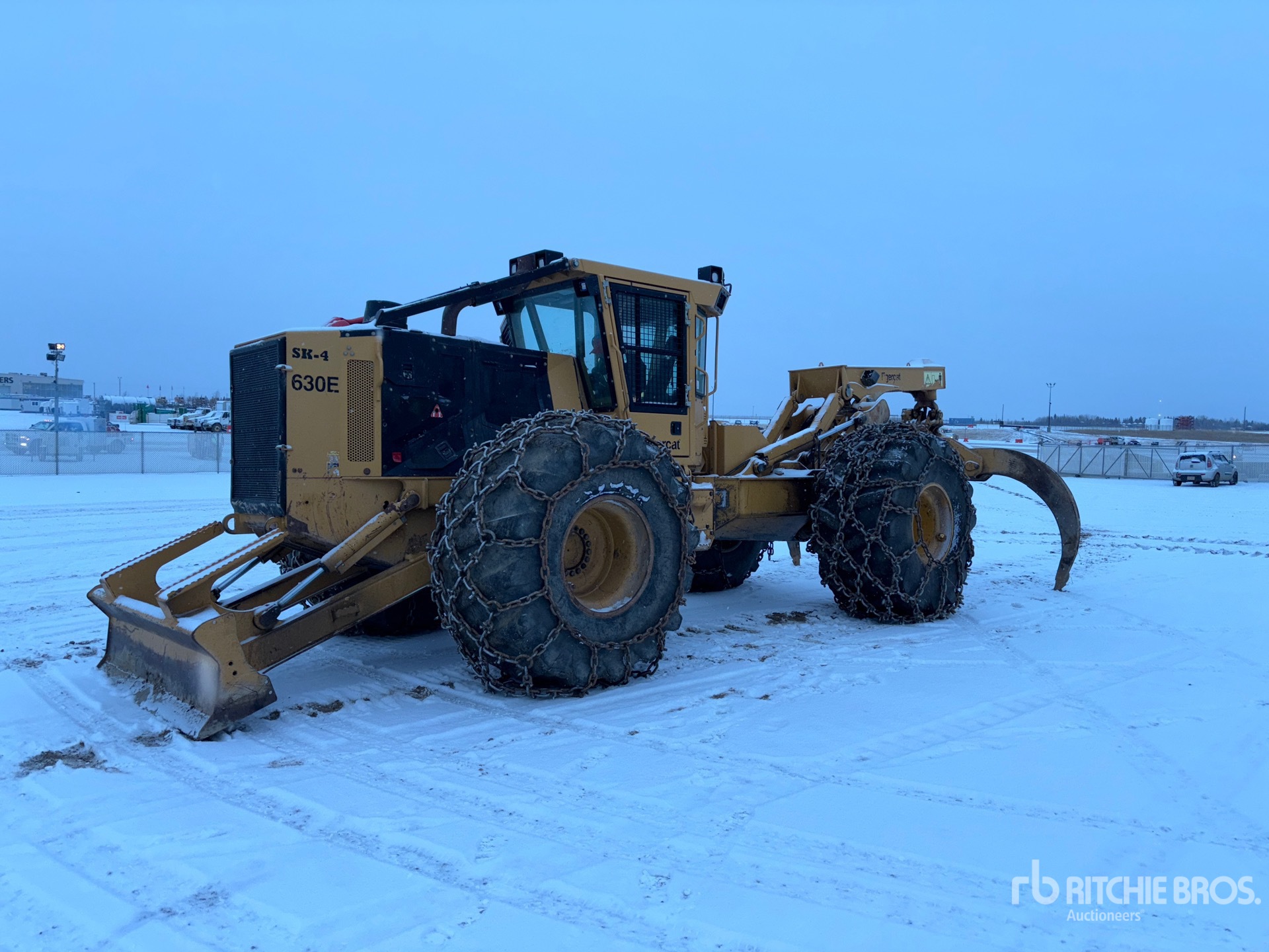 General Appearance with Picture, Left Front Corner