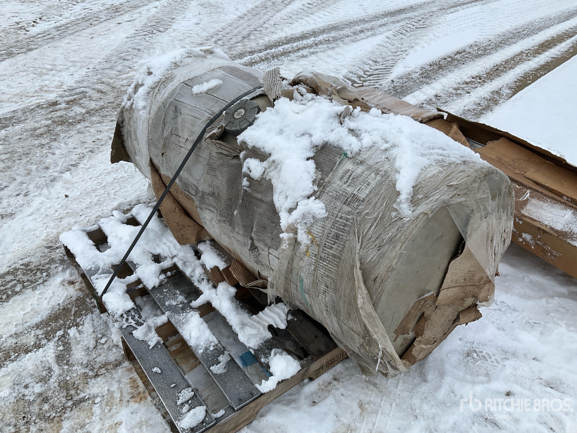 General Appearance with Bild, Ecke vorne links