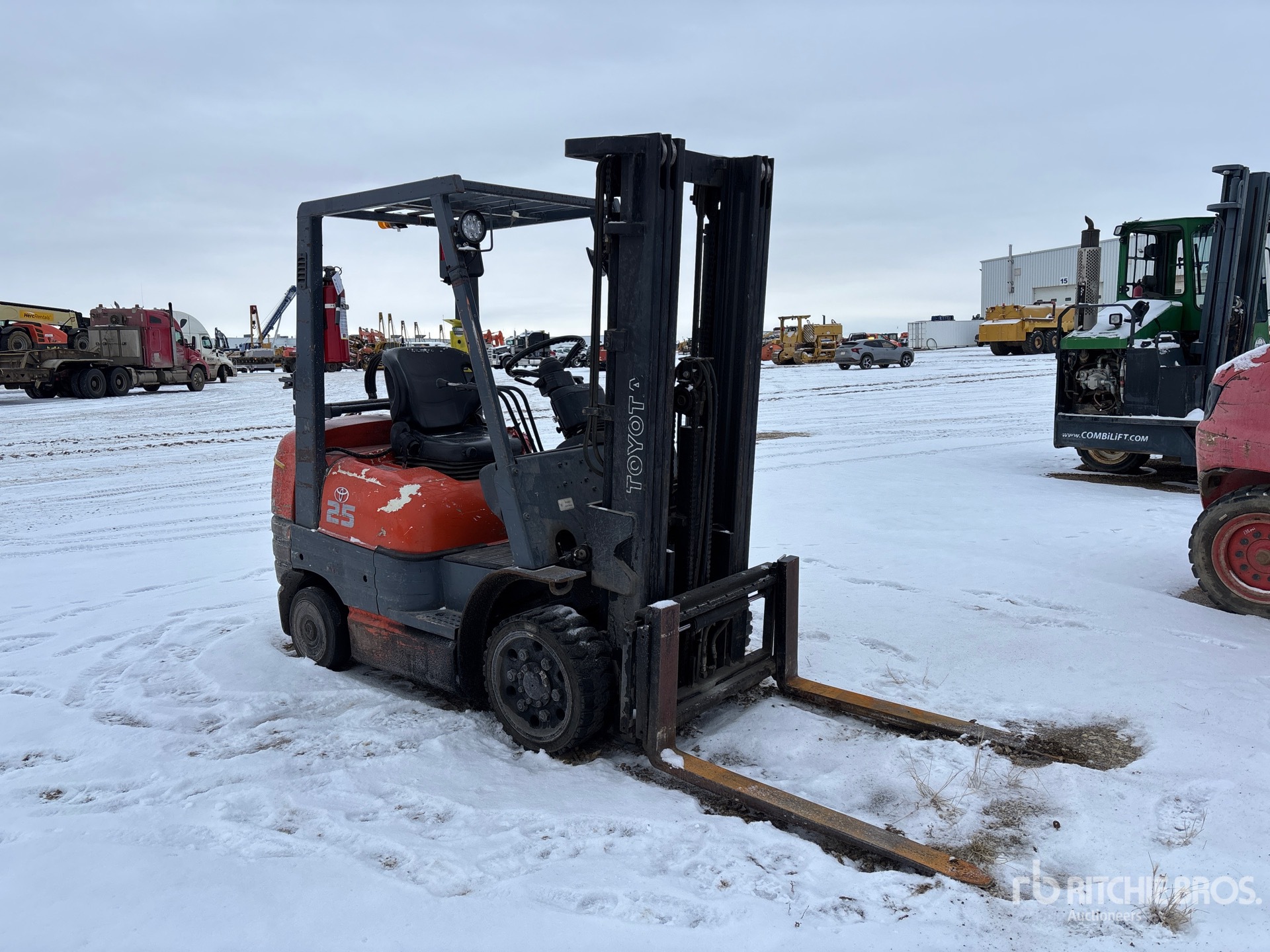 General Appearance with Picture, Right Front Corner