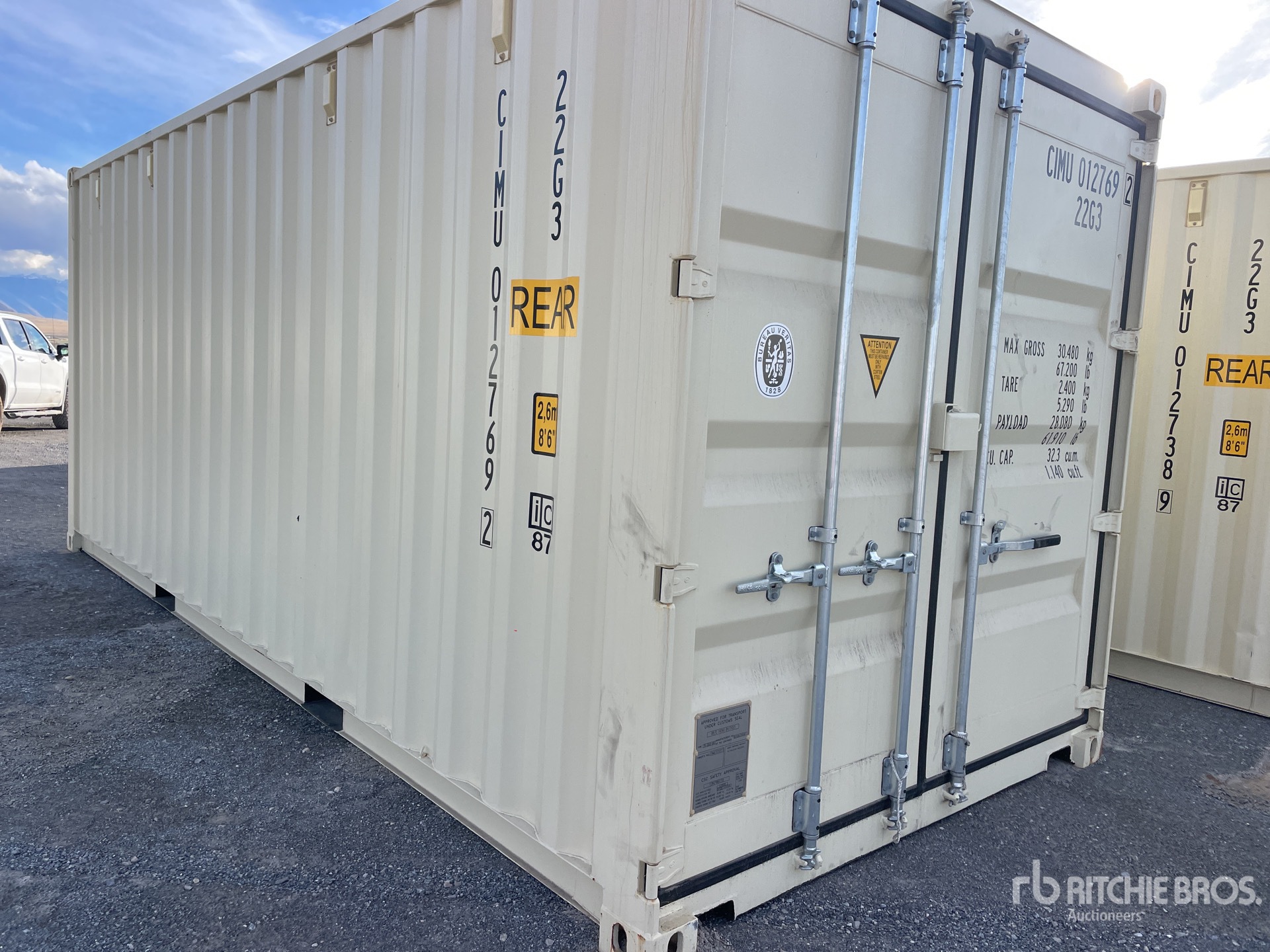 Aspect général with Image, coin avant droit