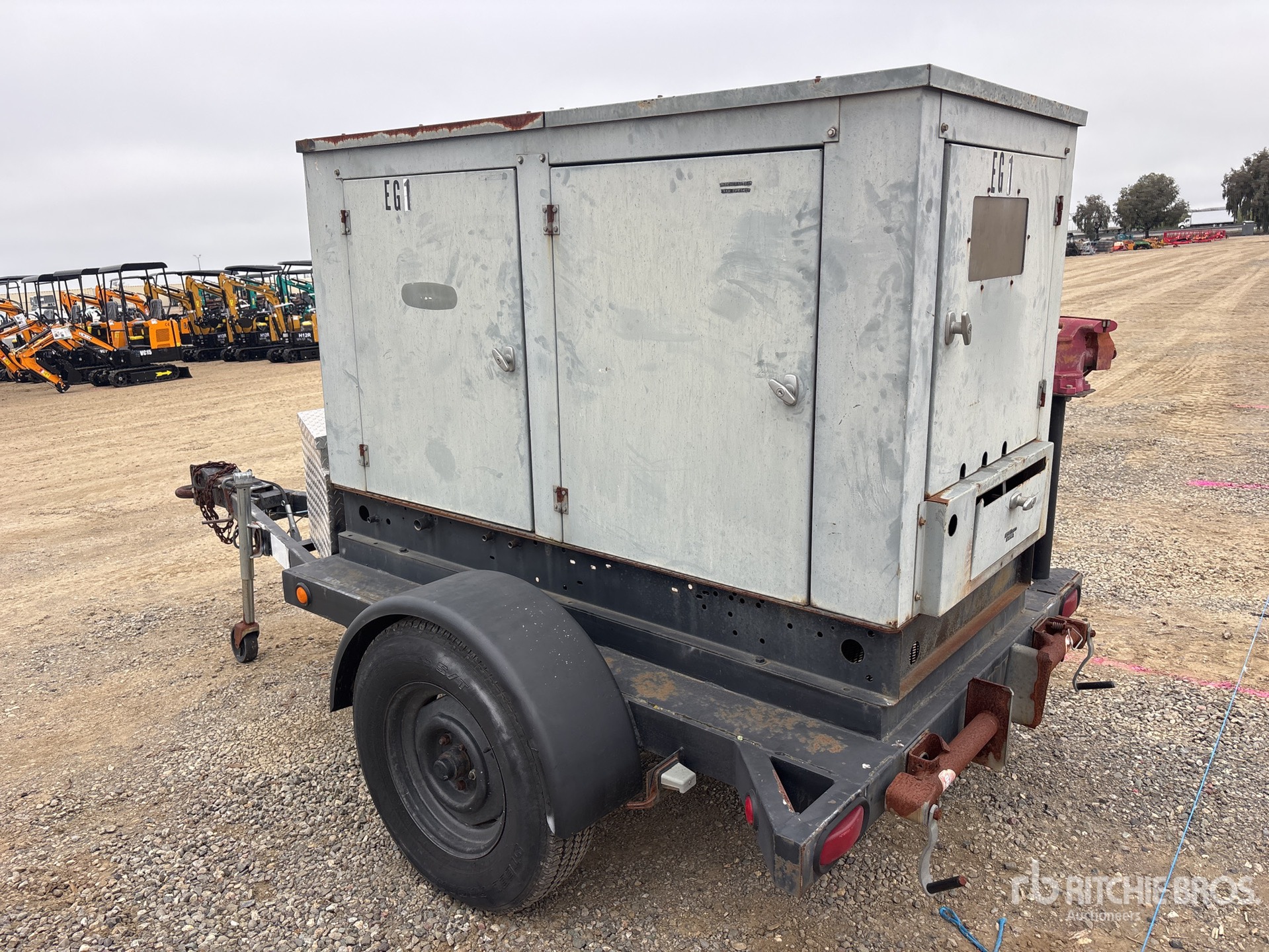 General Appearance with Picture, Left Rear Corner