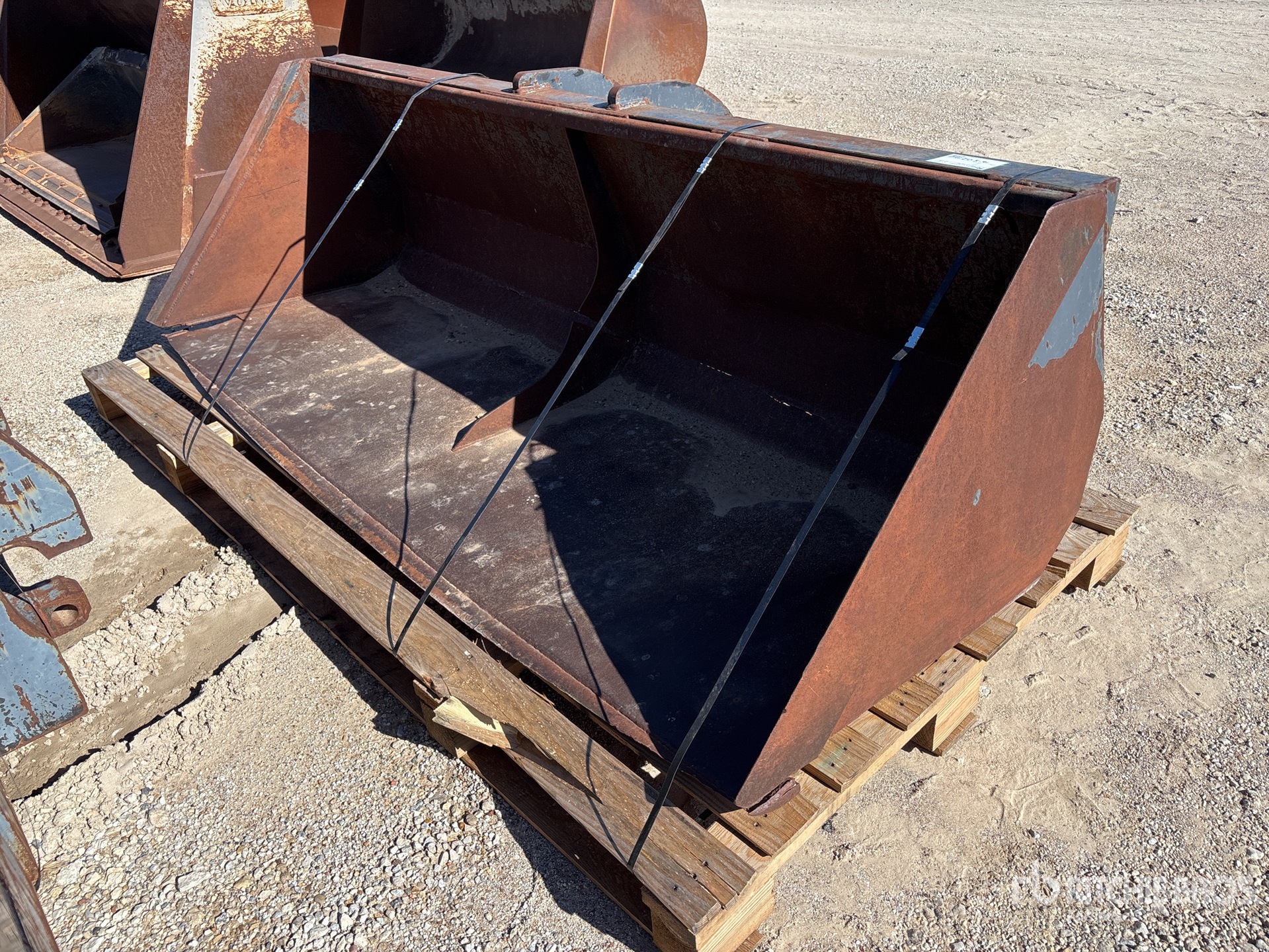 General Appearance with Image, coin avant gauche