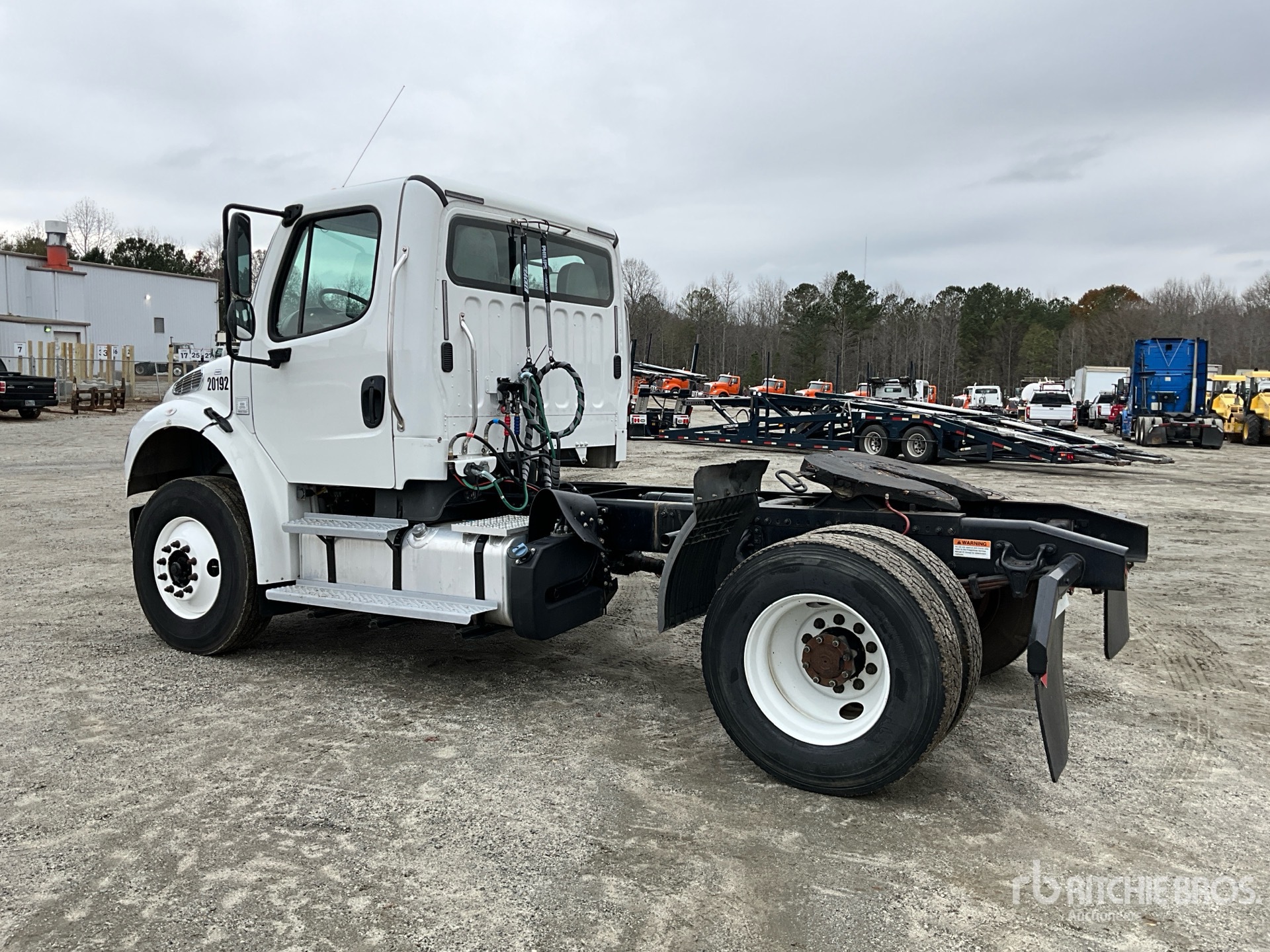 General Appearance with Imagen: esquina trasera izquierda