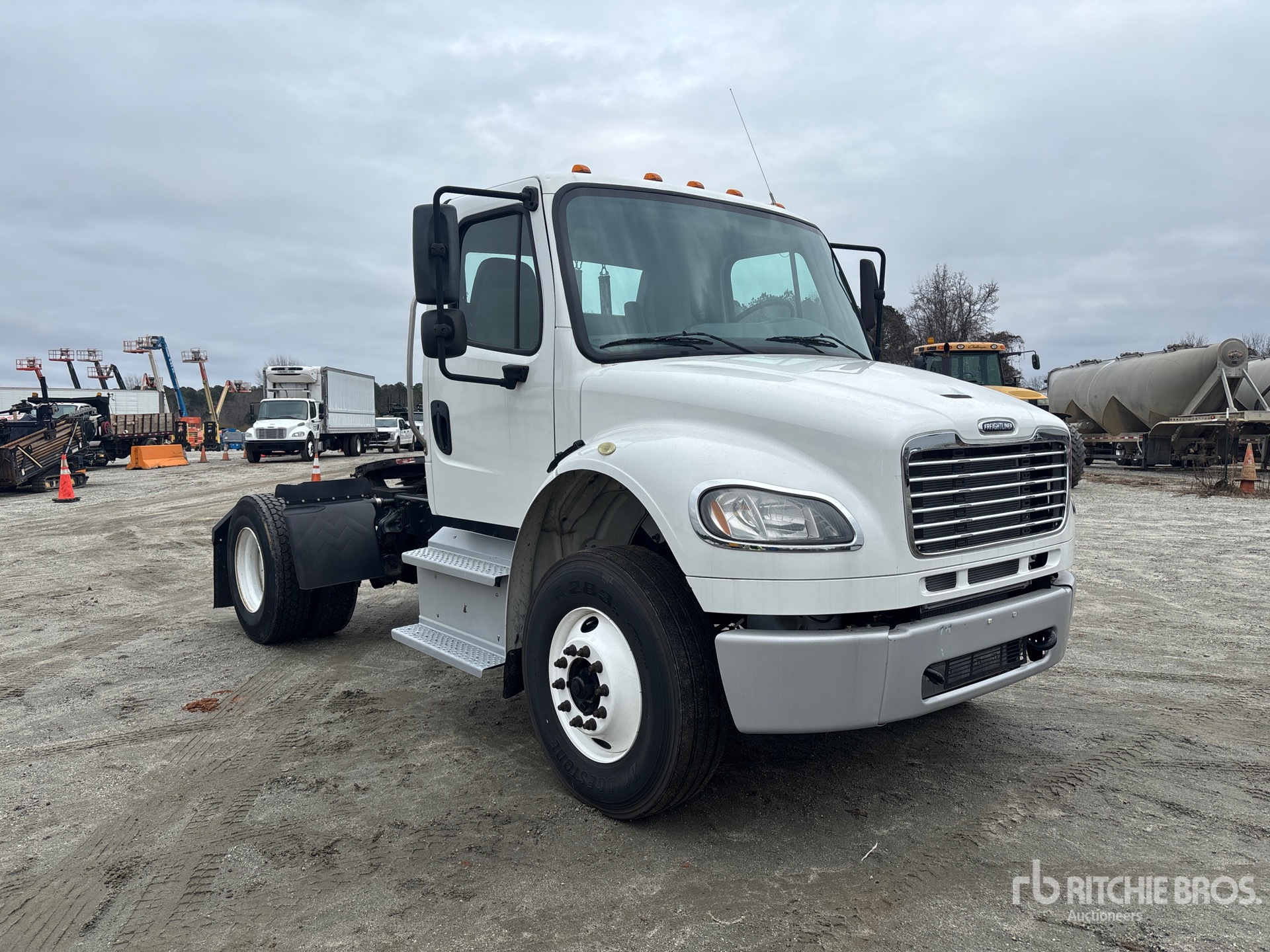 General Appearance with Imagen: esquina delantera derecha