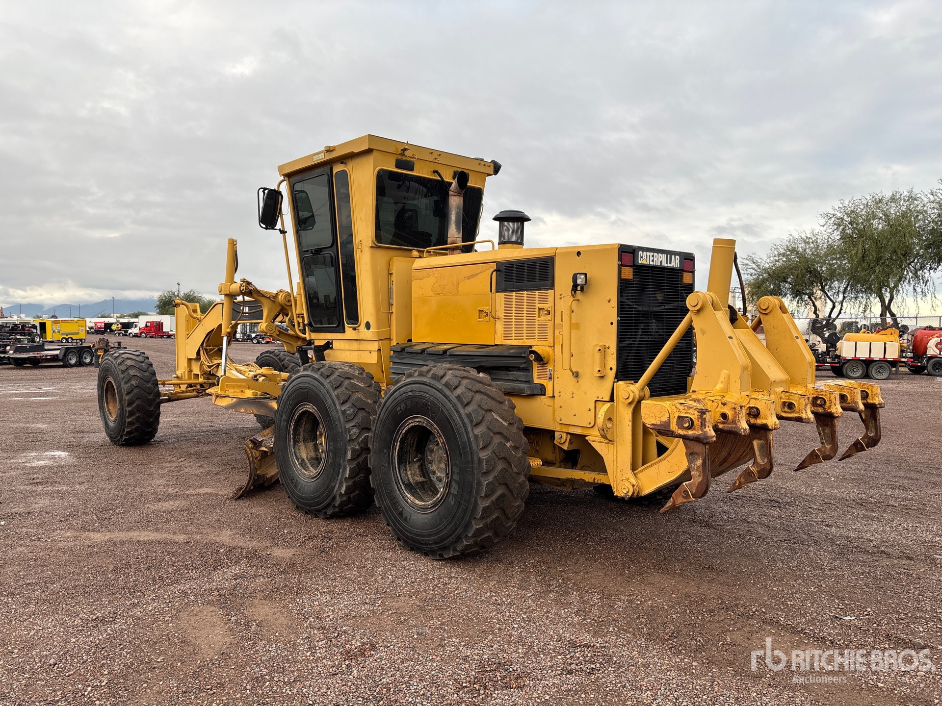 General Appearance with Imagen: esquina trasera izquierda