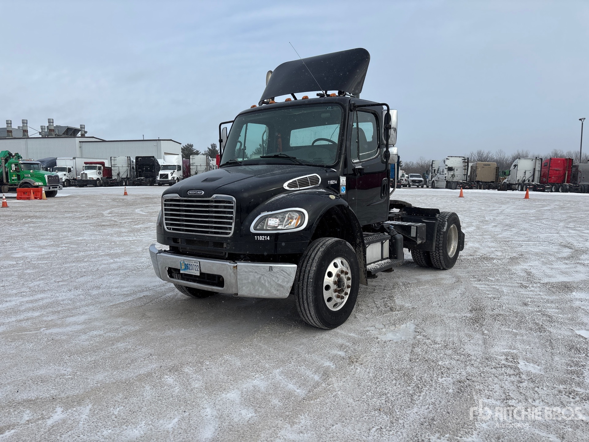 General Appearance with Image, coin avant gauche