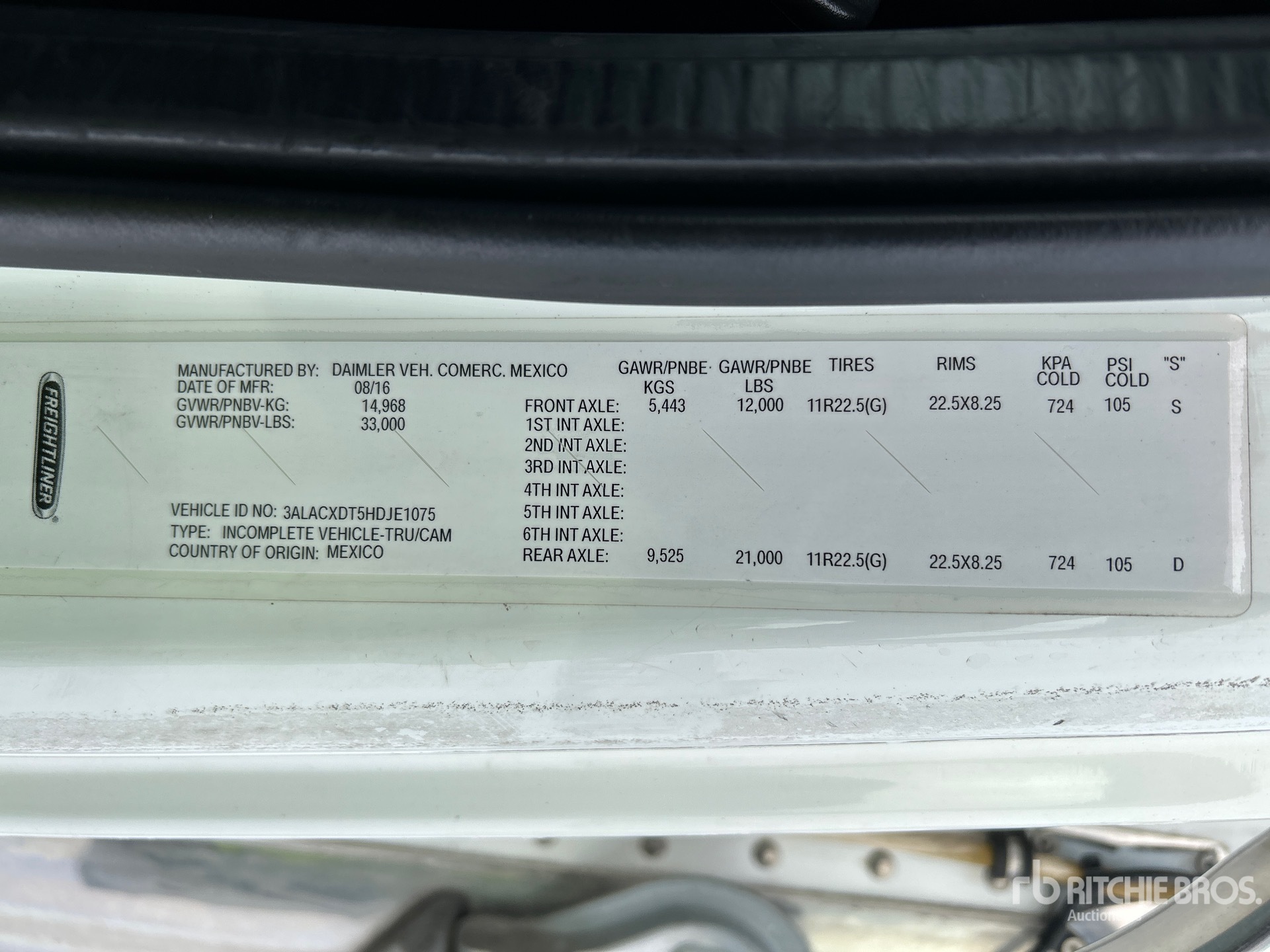 General Appearance with Serial Number / VIN