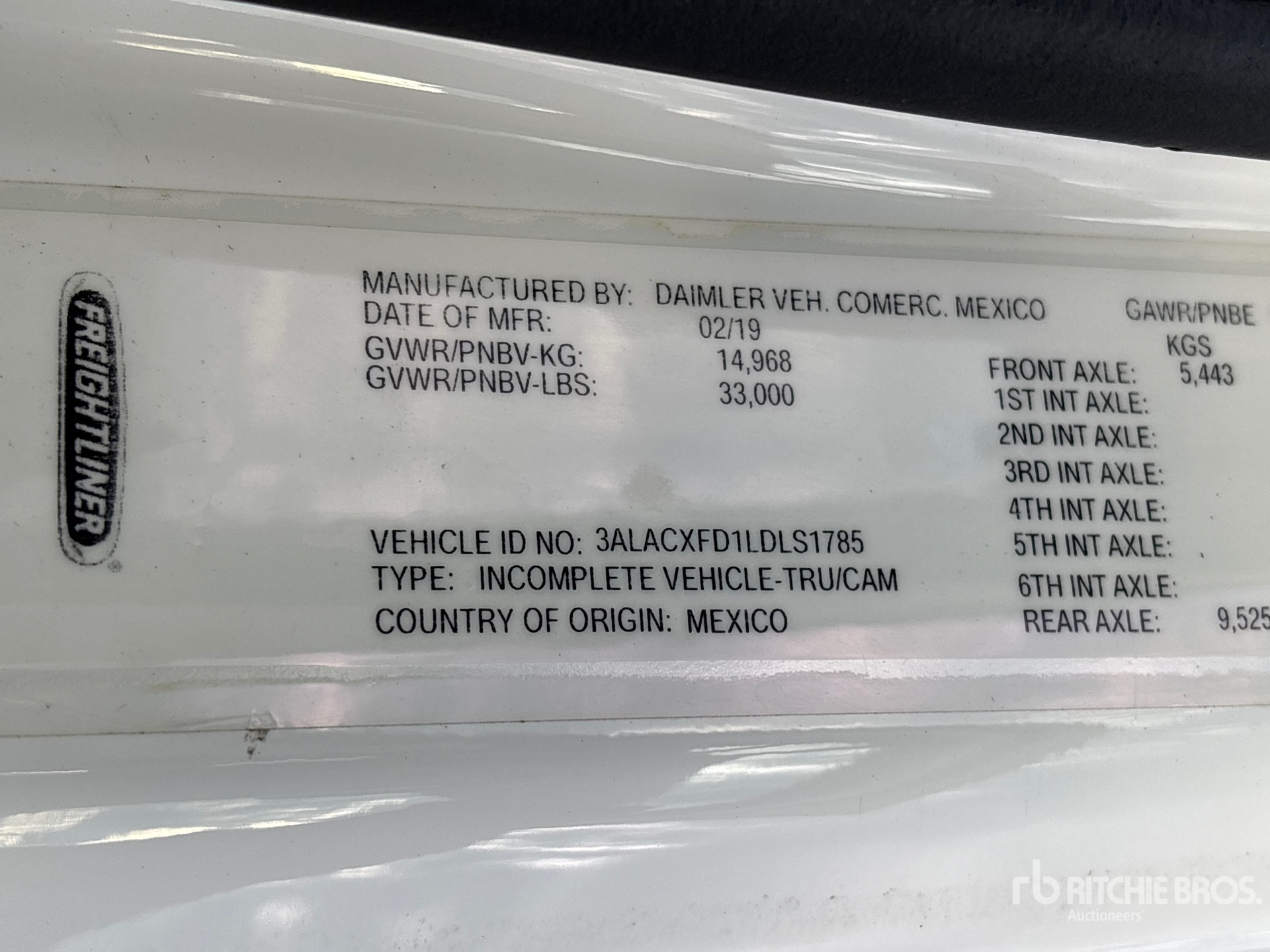 General Appearance with Serial Number / VIN