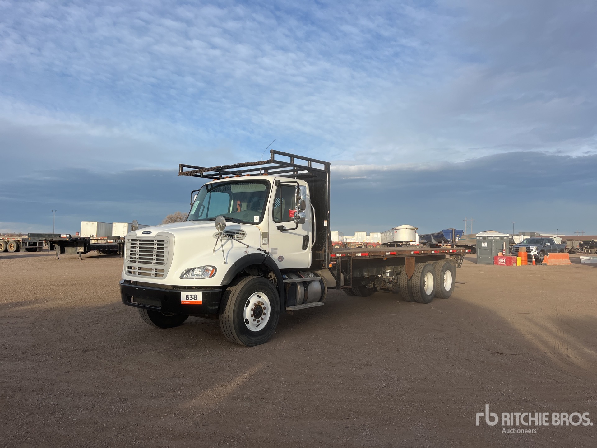 General Appearance with Featured Photo