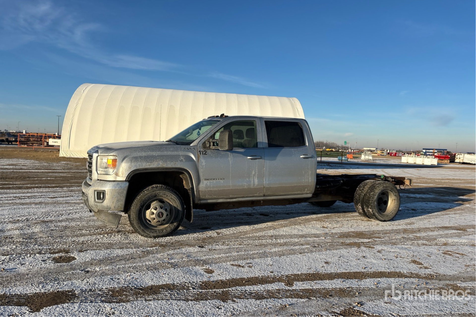 General Appearance with Picture, Left Front Corner