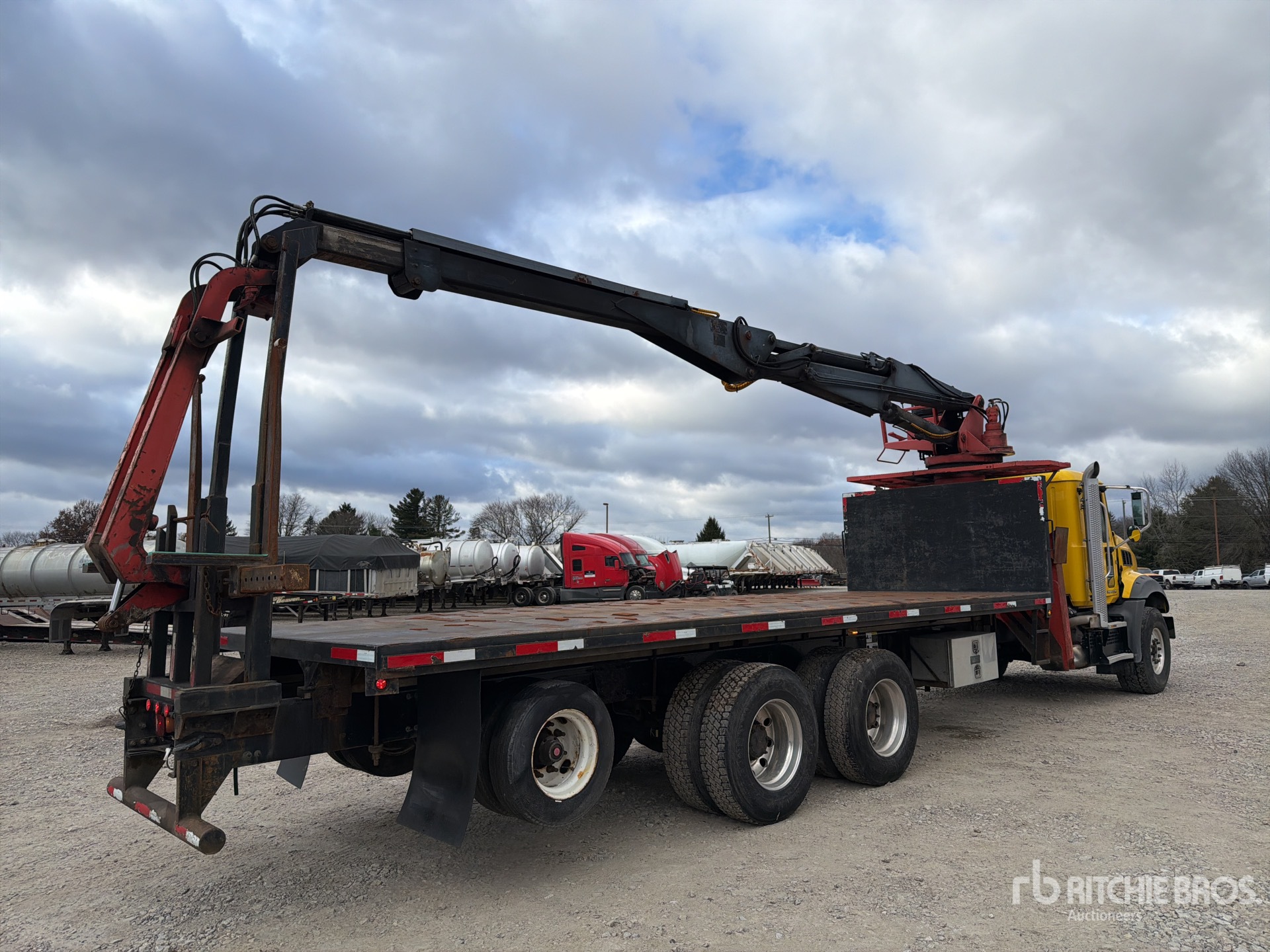 General Appearance with Imagen: esquina trasera derecha