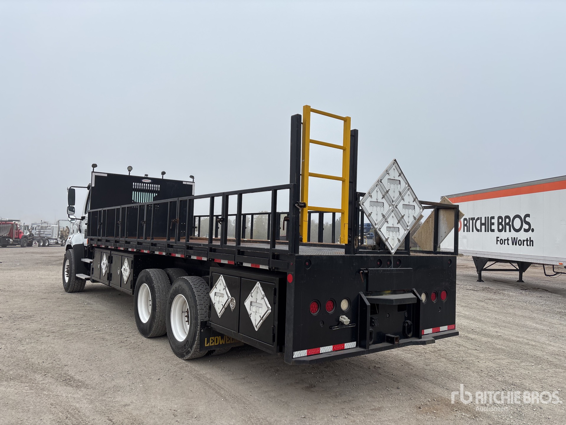 General Appearance with Zdjęcie, lewy dolny róg