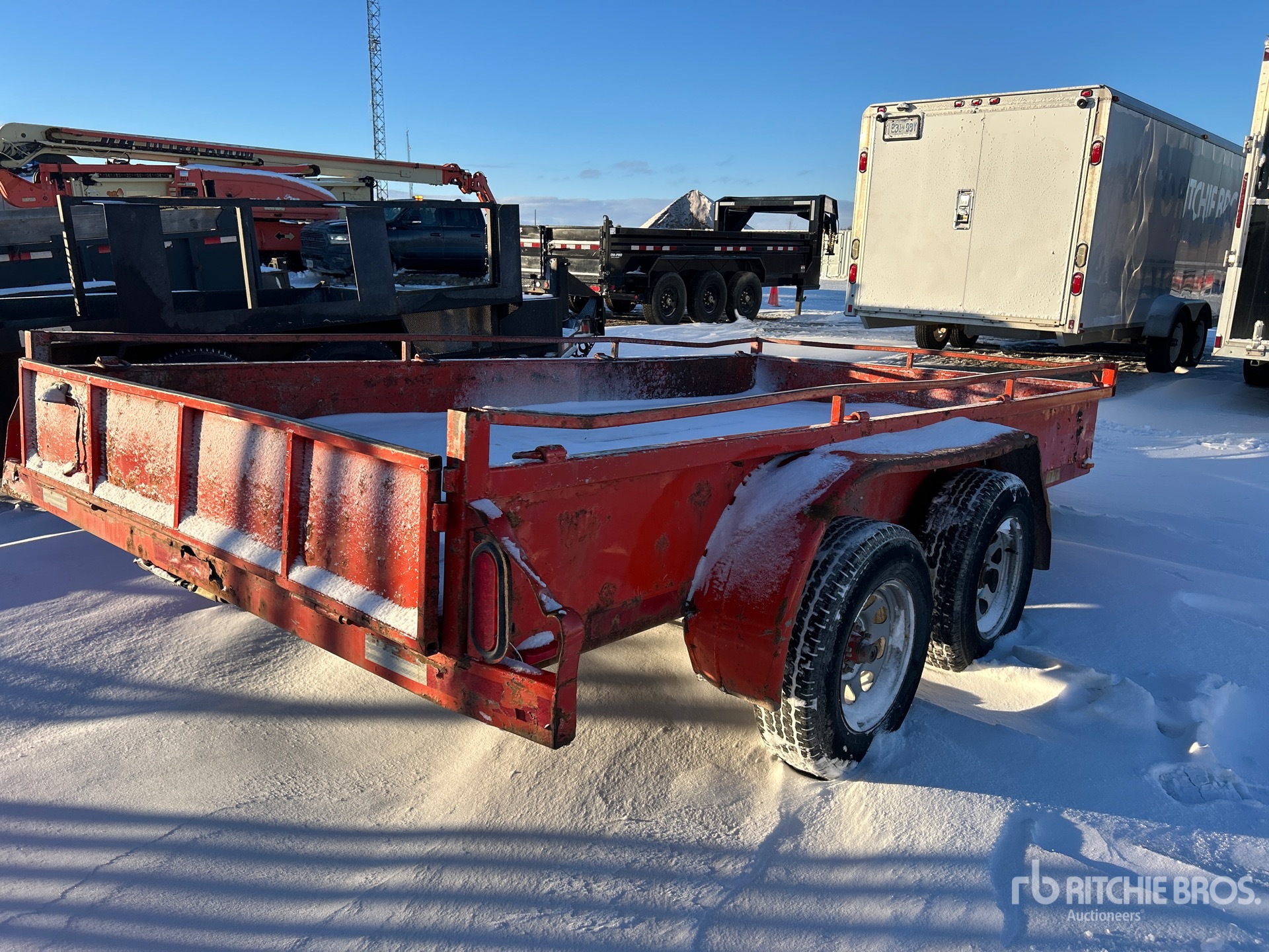 General Appearance with Picture, Right Rear Corner