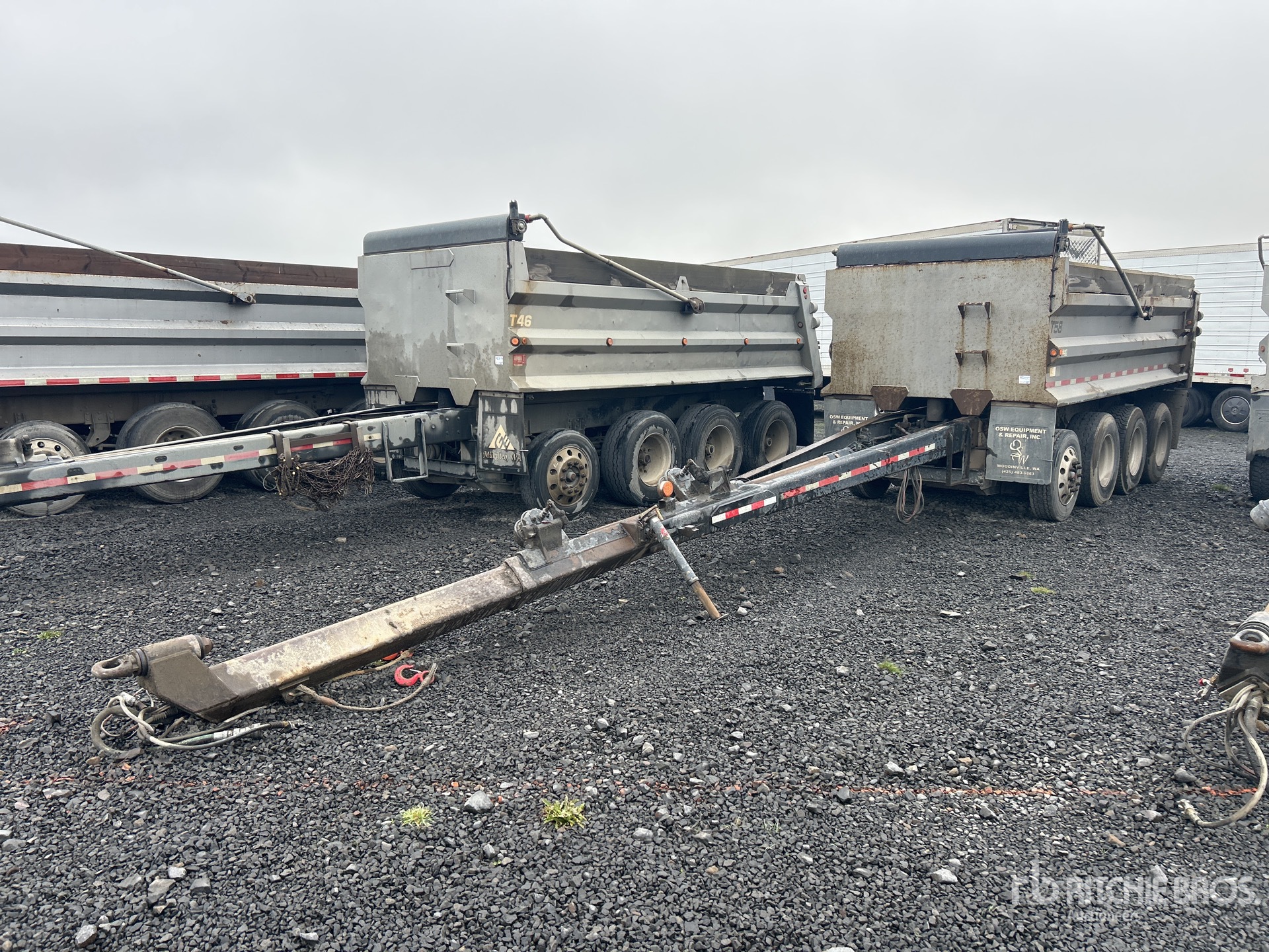 General Appearance with Bild, Ecke vorne links