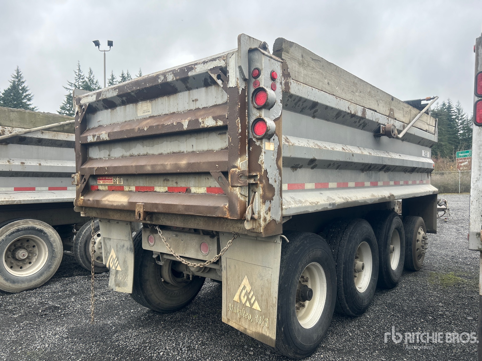 General Appearance with Foto, angolo anteriore sinistro