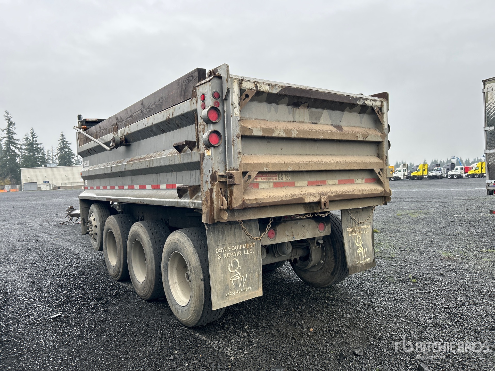 General Appearance with Foto, angolo posteriore sinistro