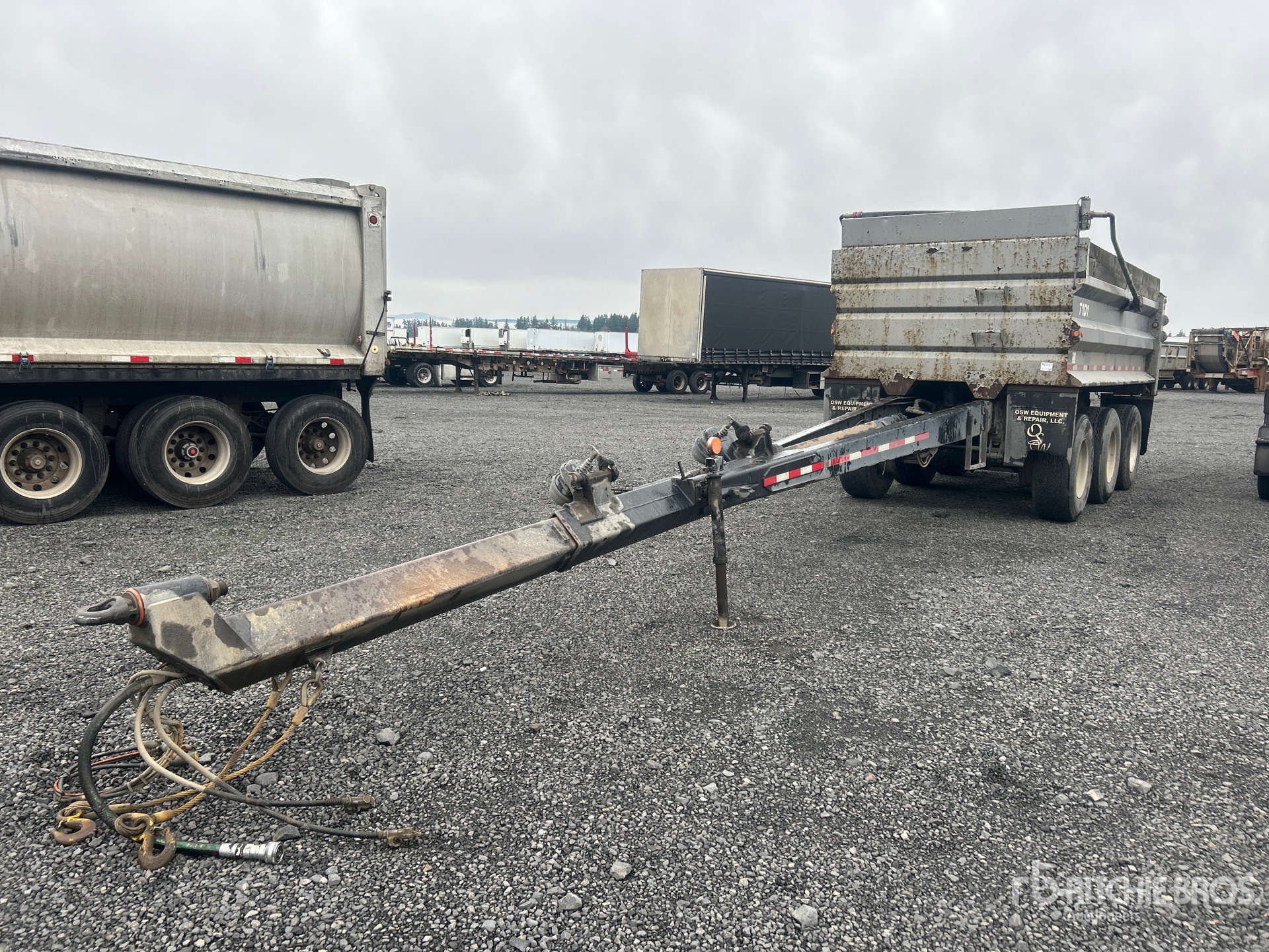 General Appearance with Foto, angolo anteriore sinistro