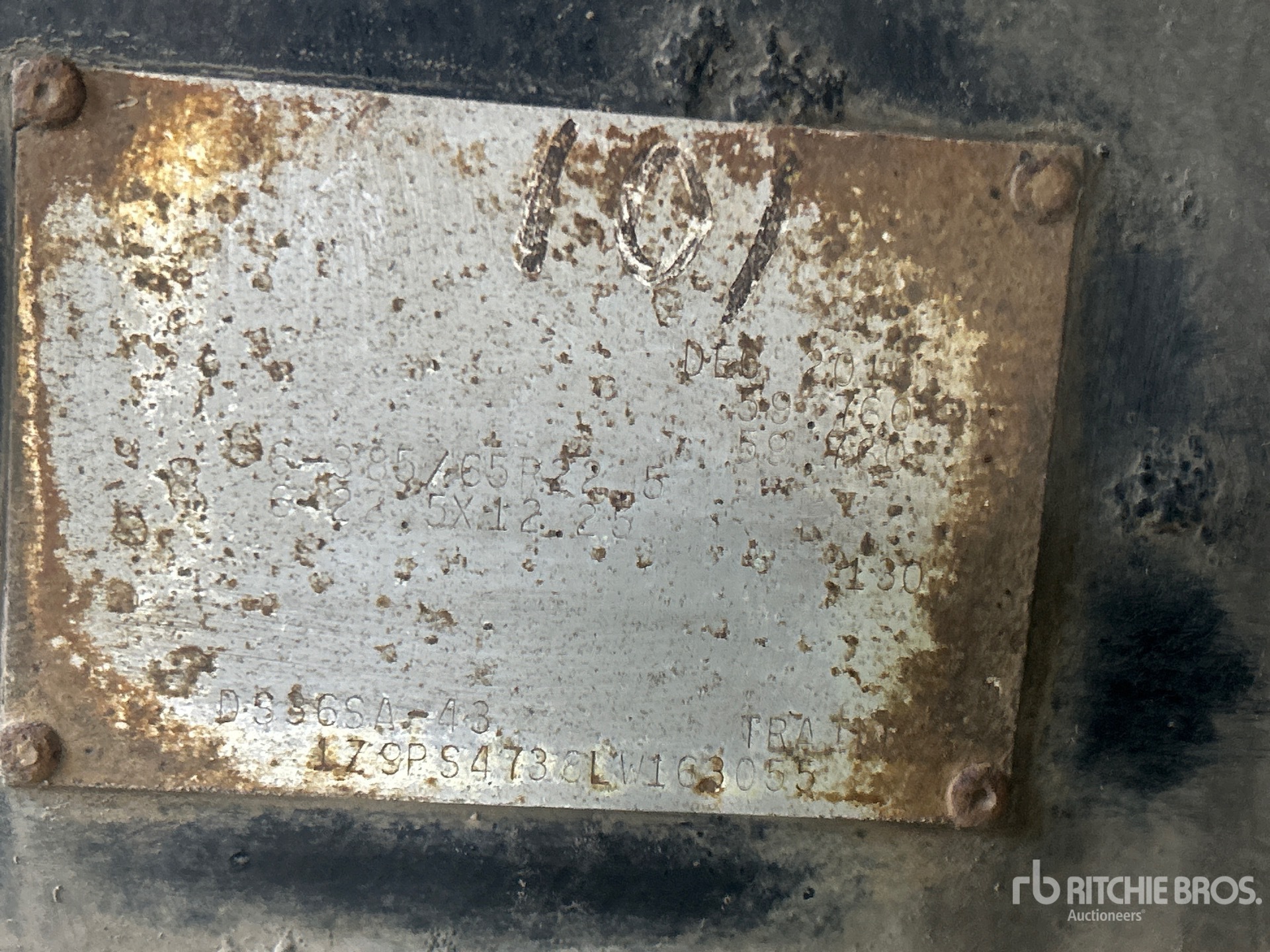 General Appearance with Numero seriale/numero d’identificazione del veicolo (VIN)