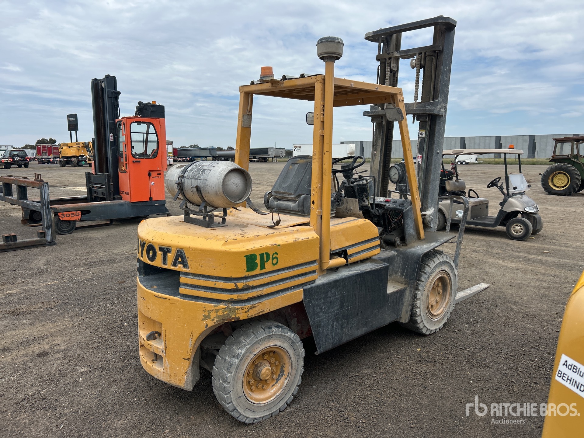 General Appearance with Picture, Right Rear Corner