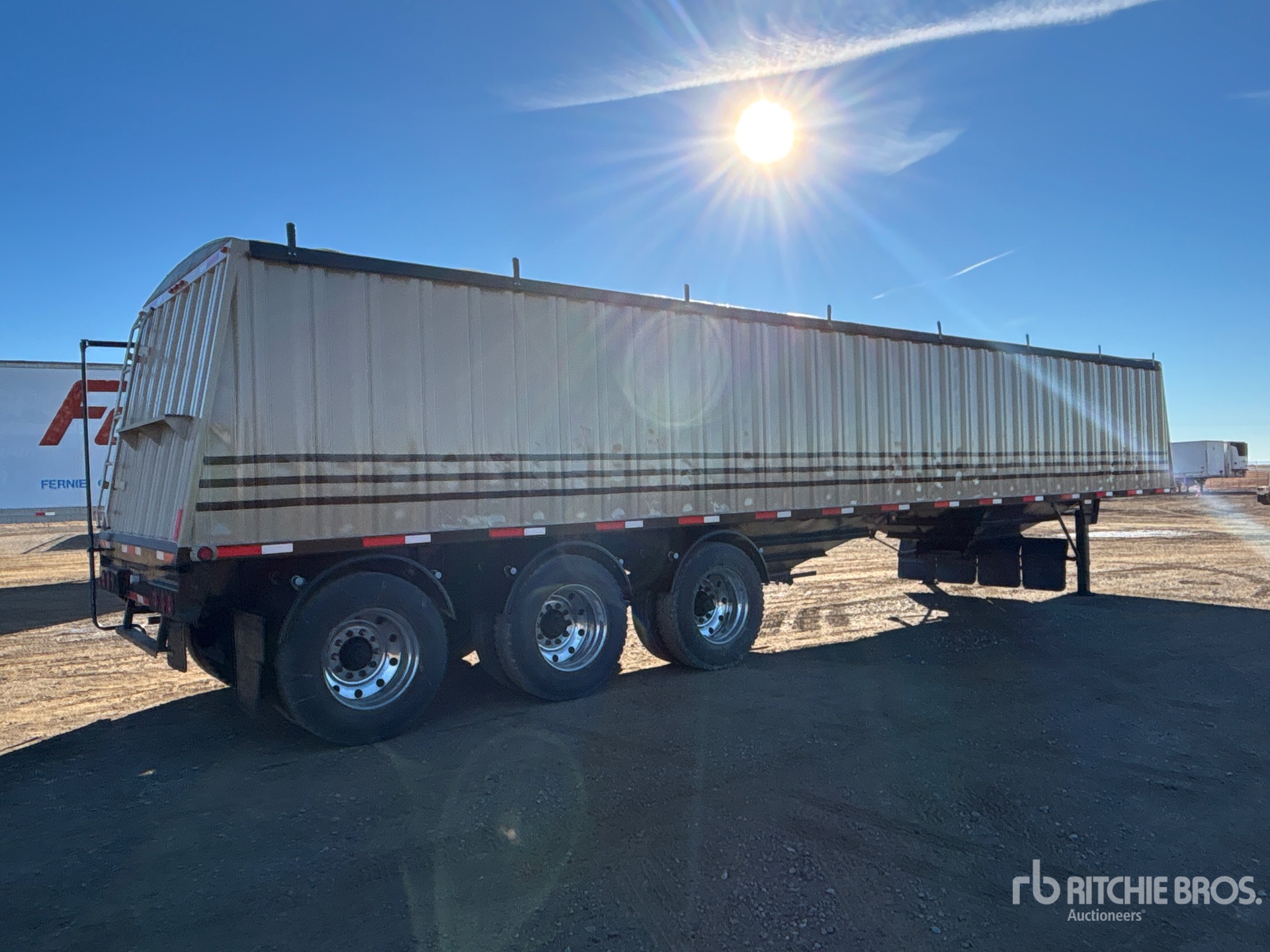 General Appearance with Image, coin arrière droit