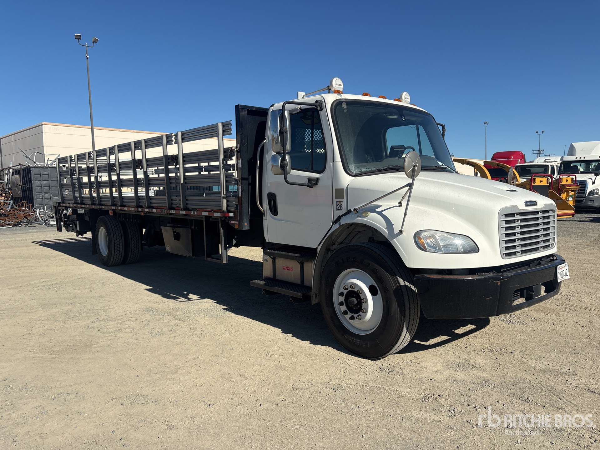 General Appearance with Bild, Ecke vorne rechts