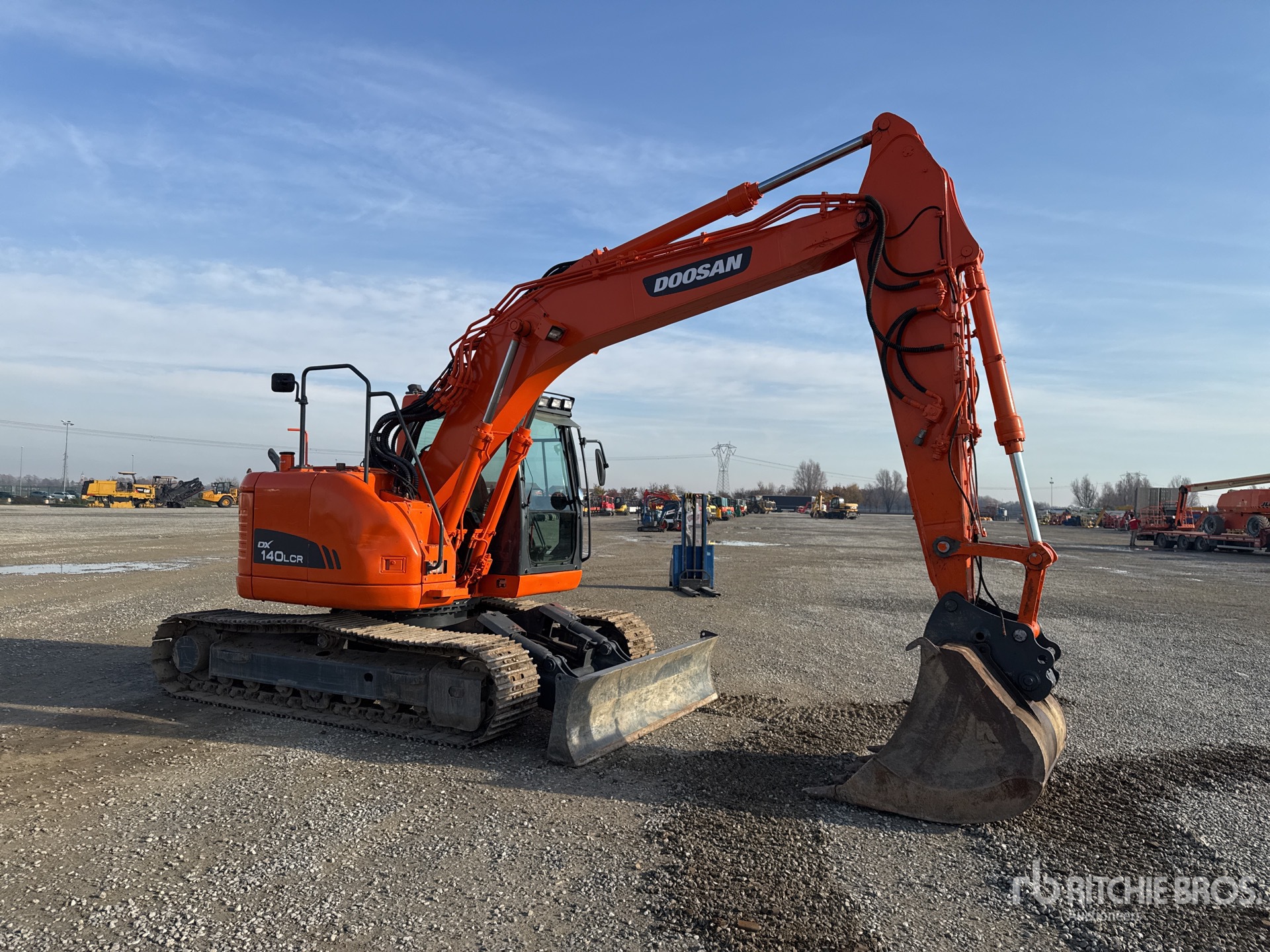 General Appearance with Bild, Ecke vorne rechts