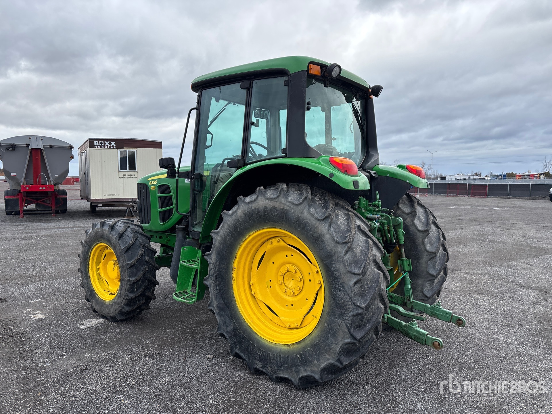 General Appearance with Picture, Left Rear Corner