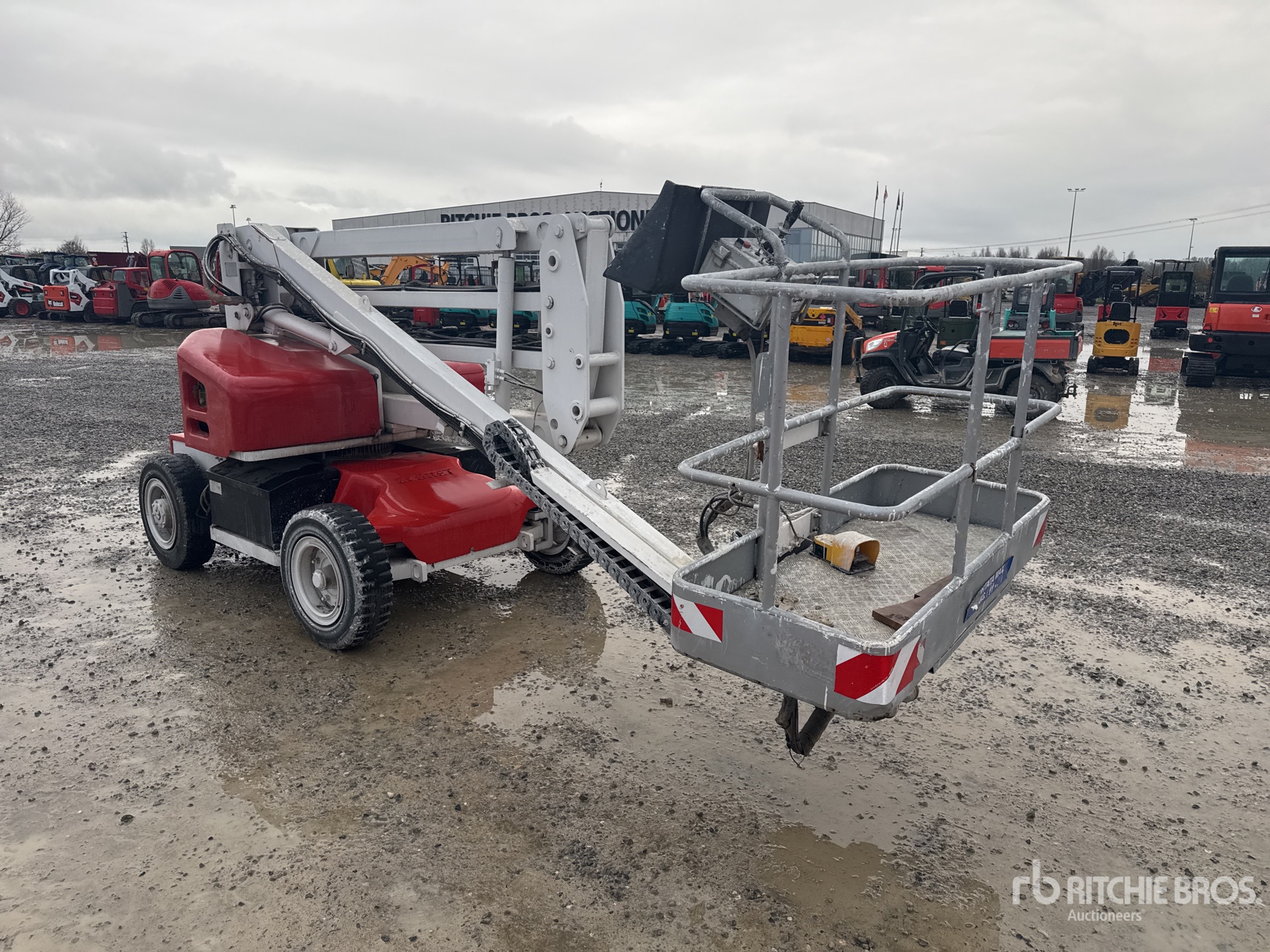 General Appearance with Foto, angolo anteriore destro