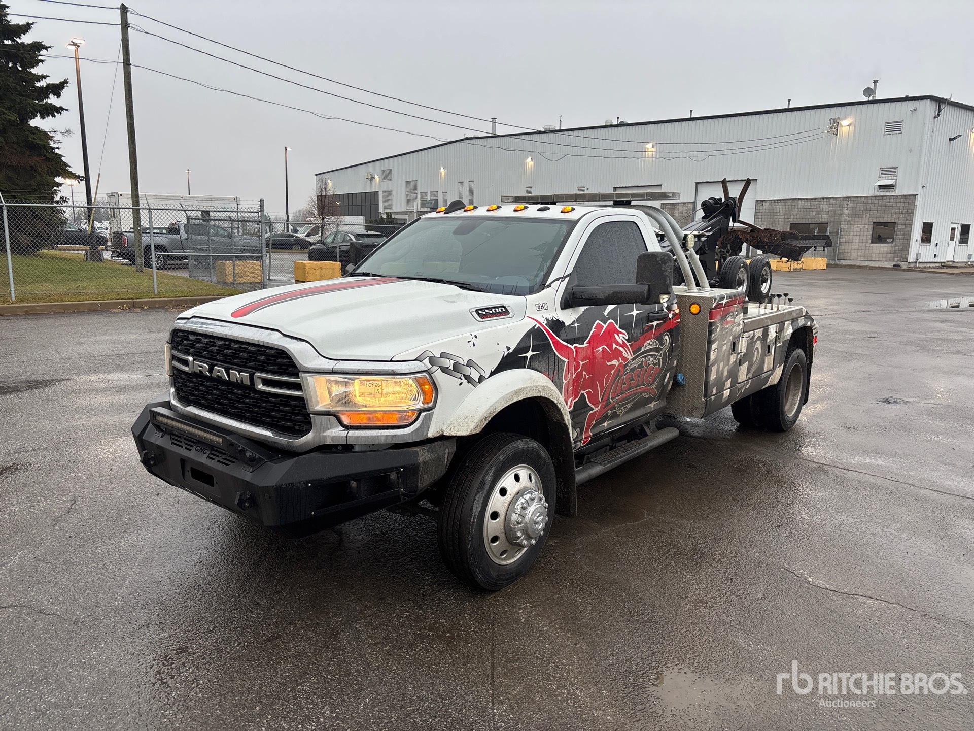 General Appearance with Featured Photo