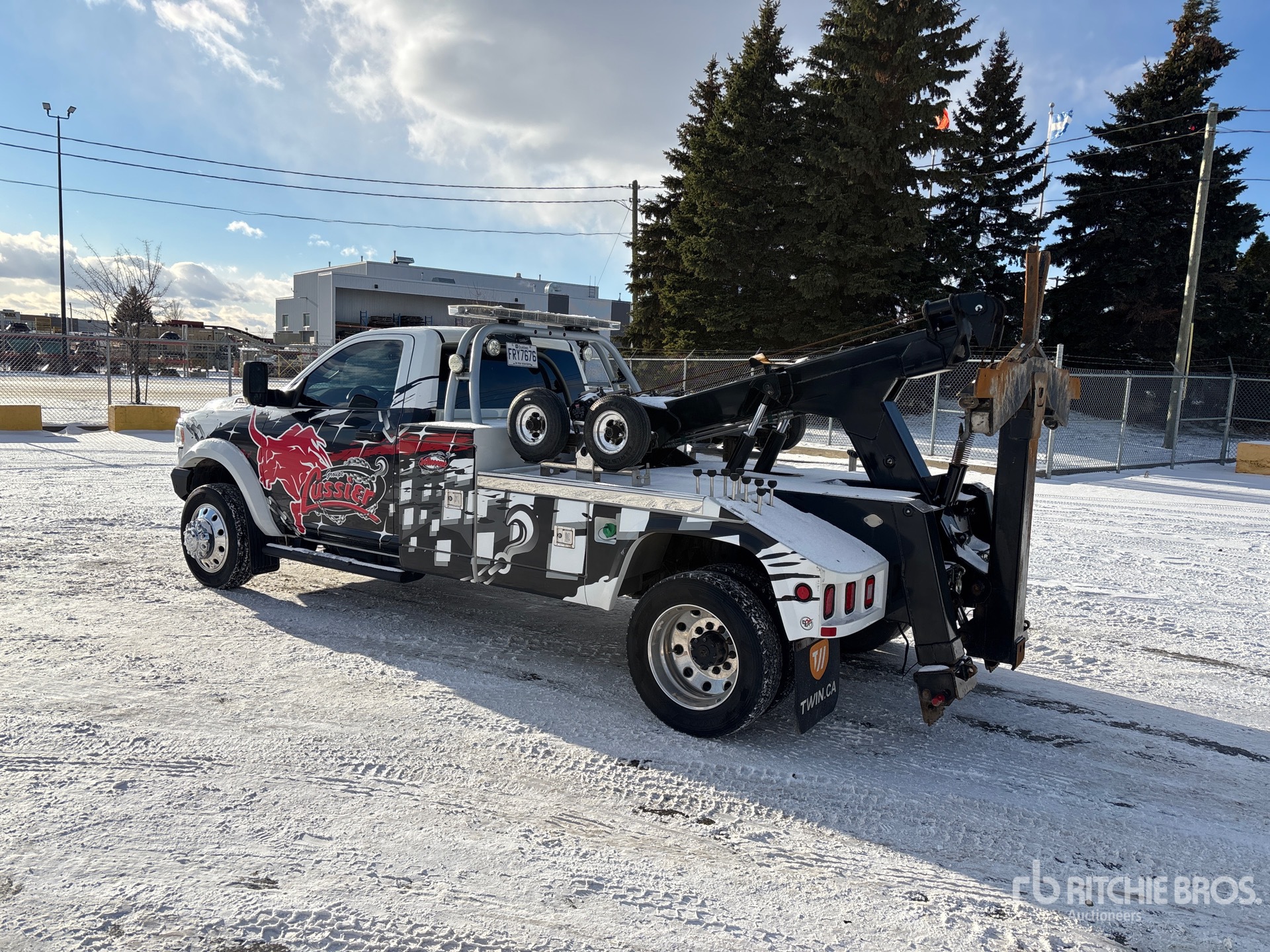 General Appearance with Picture, Left Rear Corner