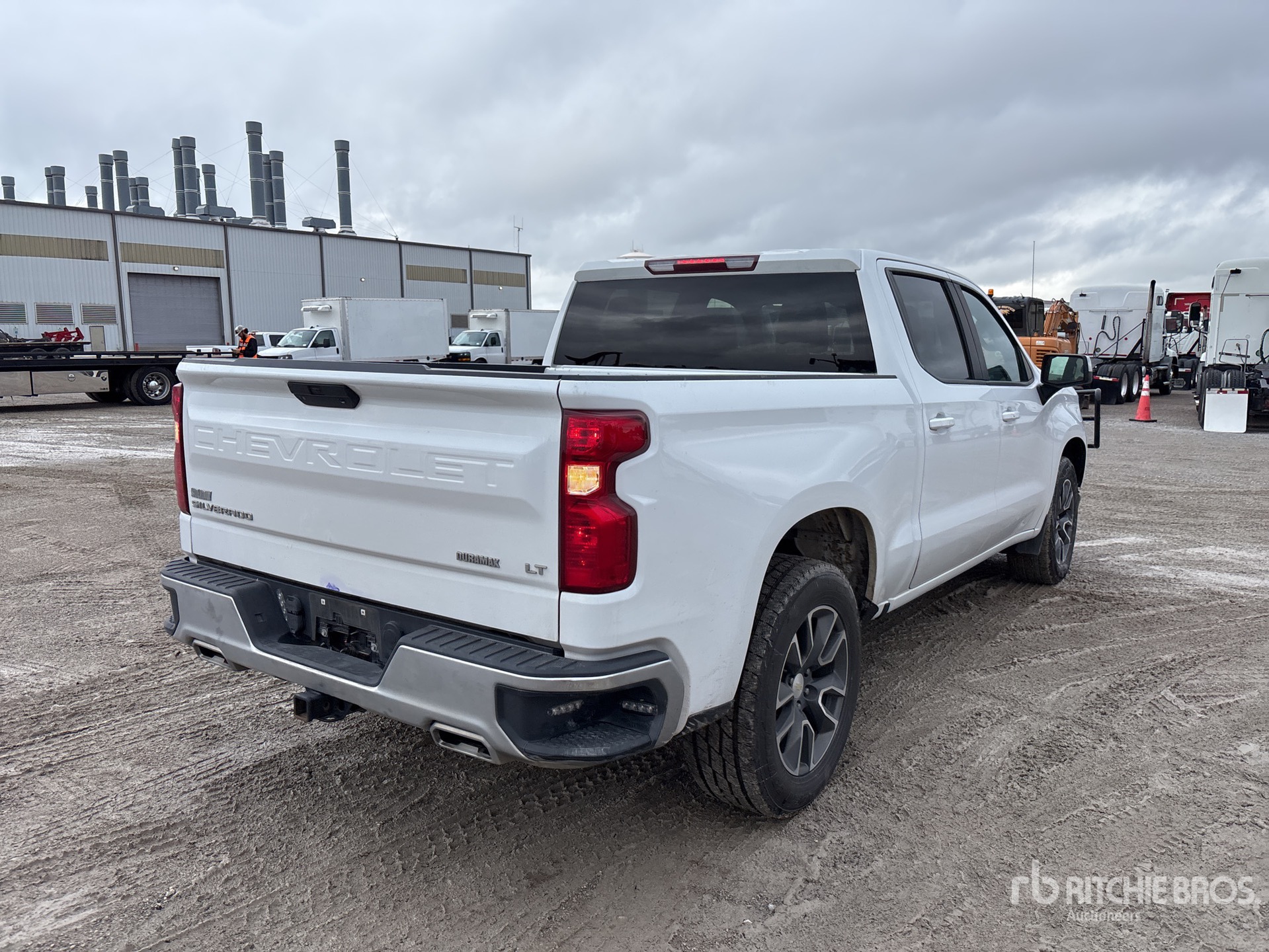 General Appearance with Picture, Right Rear Corner