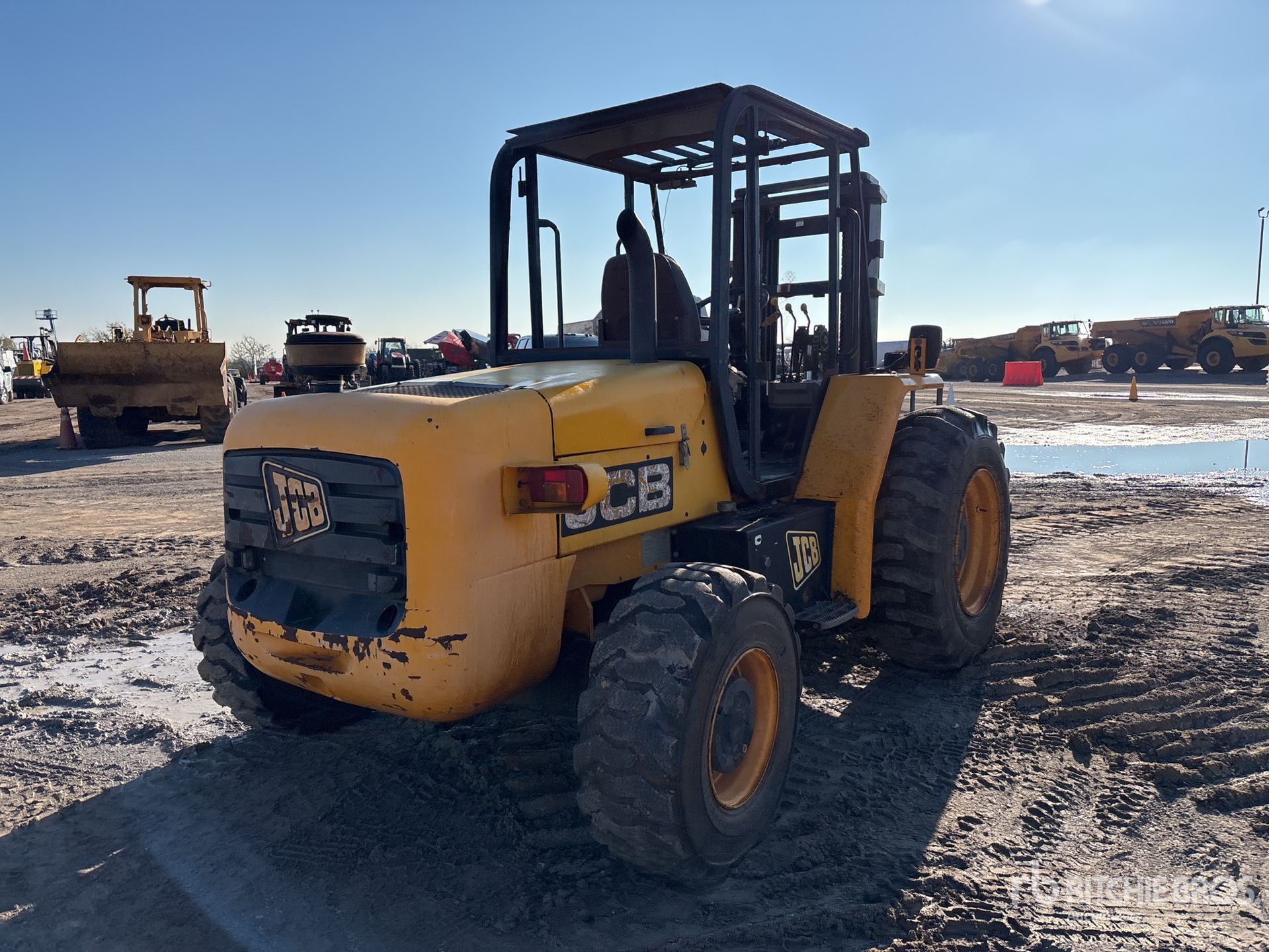 General Appearance with Bild, Ecke hinten rechts