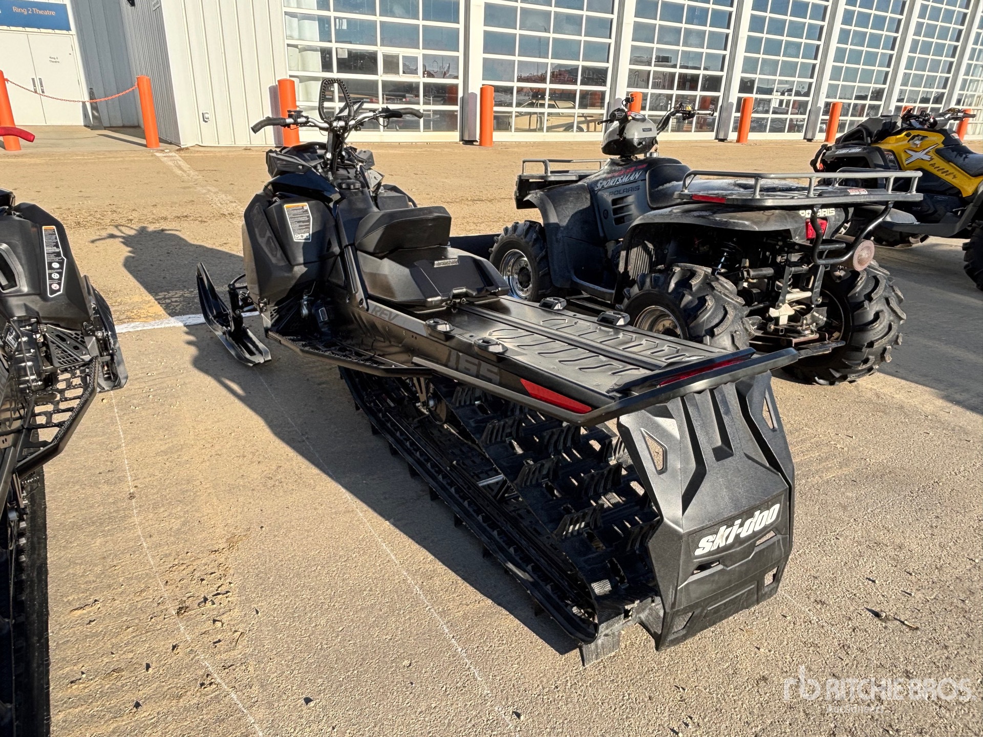 General Appearance with Imagen: esquina trasera izquierda